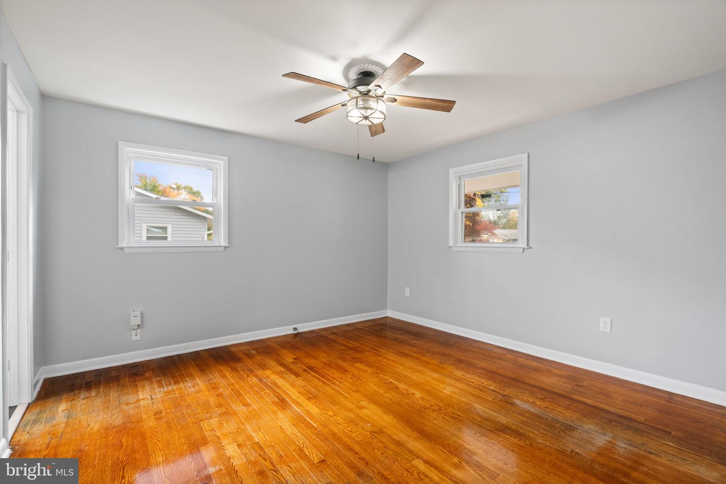 904 HOPTON RD, WOODBRIDGE, Virginia 22191, 3 Bedrooms Bedrooms, ,2 BathroomsBathrooms,Residential,For sale,904 HOPTON RD,VAPW2107122 MLS # VAPW2107122