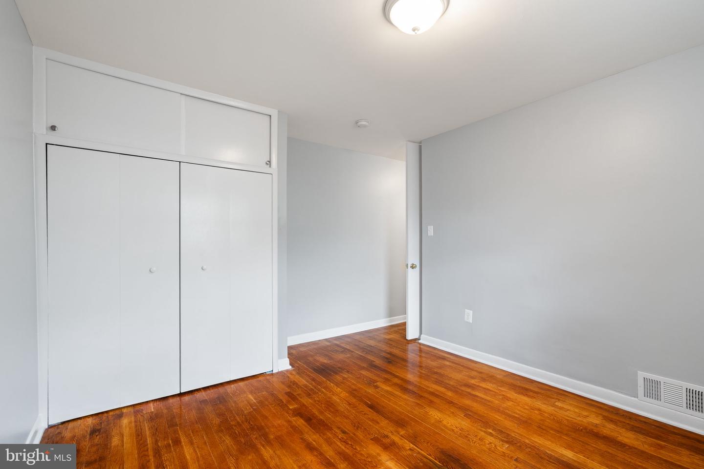 904 HOPTON RD, WOODBRIDGE, Virginia 22191, 3 Bedrooms Bedrooms, ,2 BathroomsBathrooms,Residential,For sale,904 HOPTON RD,VAPW2107122 MLS # VAPW2107122