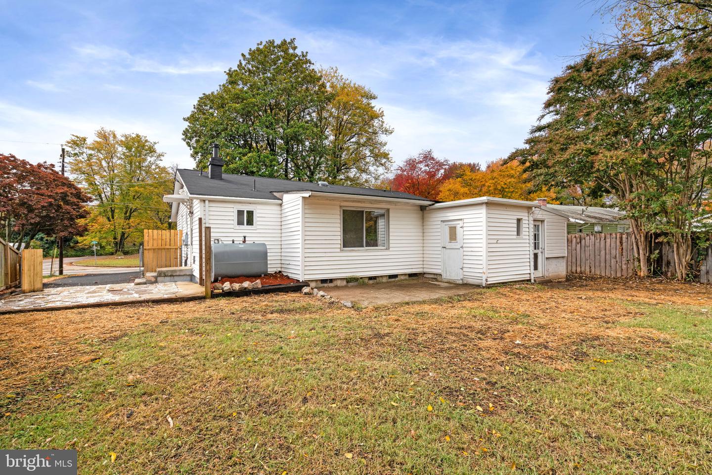 904 HOPTON RD, WOODBRIDGE, Virginia 22191, 3 Bedrooms Bedrooms, ,2 BathroomsBathrooms,Residential,For sale,904 HOPTON RD,VAPW2107122 MLS # VAPW2107122