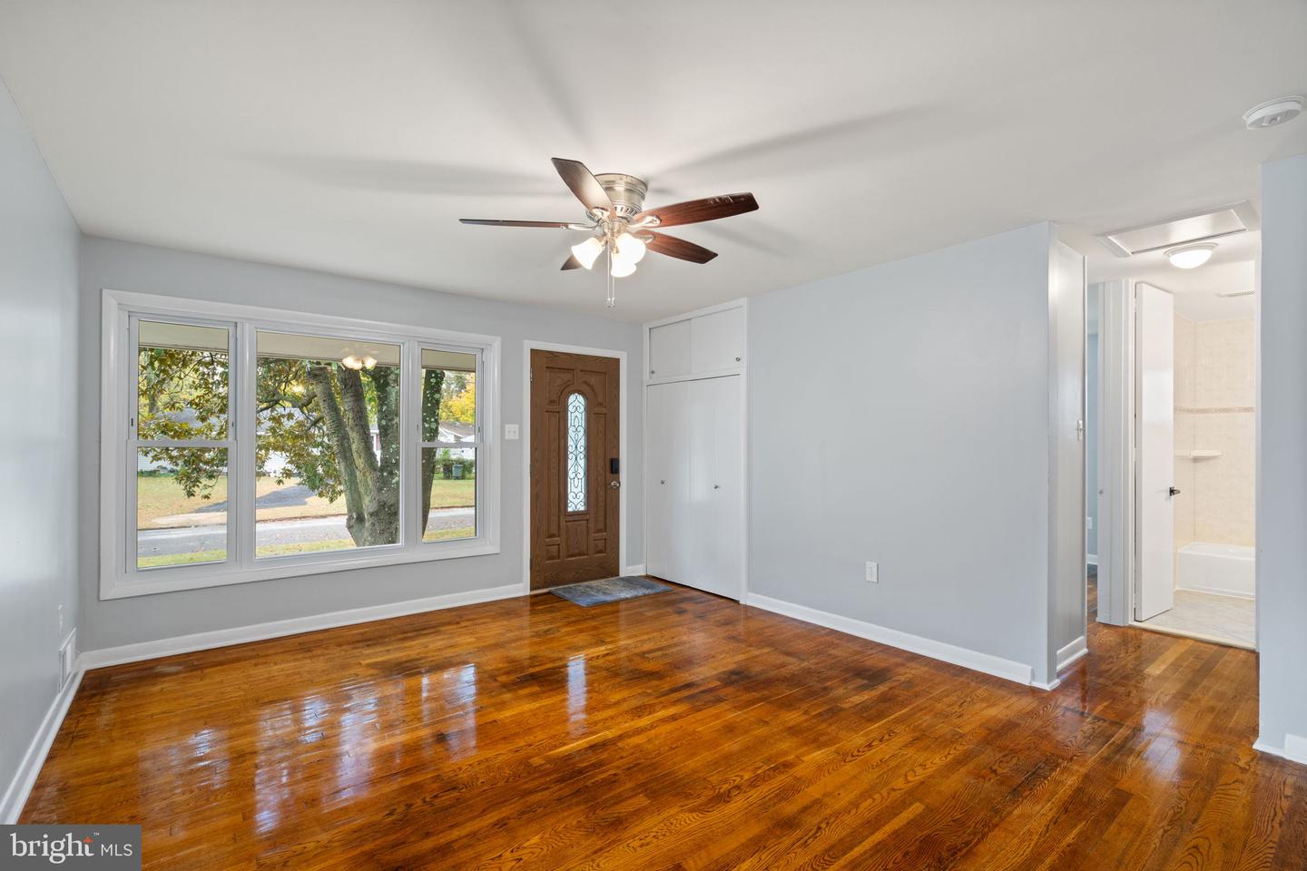 904 HOPTON RD, WOODBRIDGE, Virginia 22191, 3 Bedrooms Bedrooms, ,2 BathroomsBathrooms,Residential,For sale,904 HOPTON RD,VAPW2107122 MLS # VAPW2107122