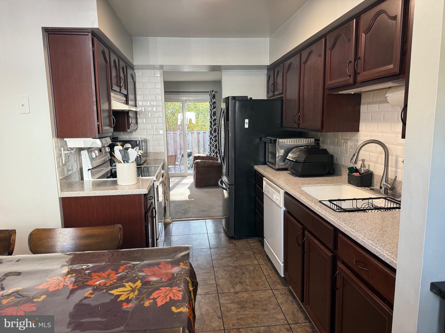 12232 NUTMEG CT, WOODBRIDGE, Virginia 22192, 3 Bedrooms Bedrooms, ,2 BathroomsBathrooms,Residential,For sale,12232 NUTMEG CT,VAPW2107126 MLS # VAPW2107126