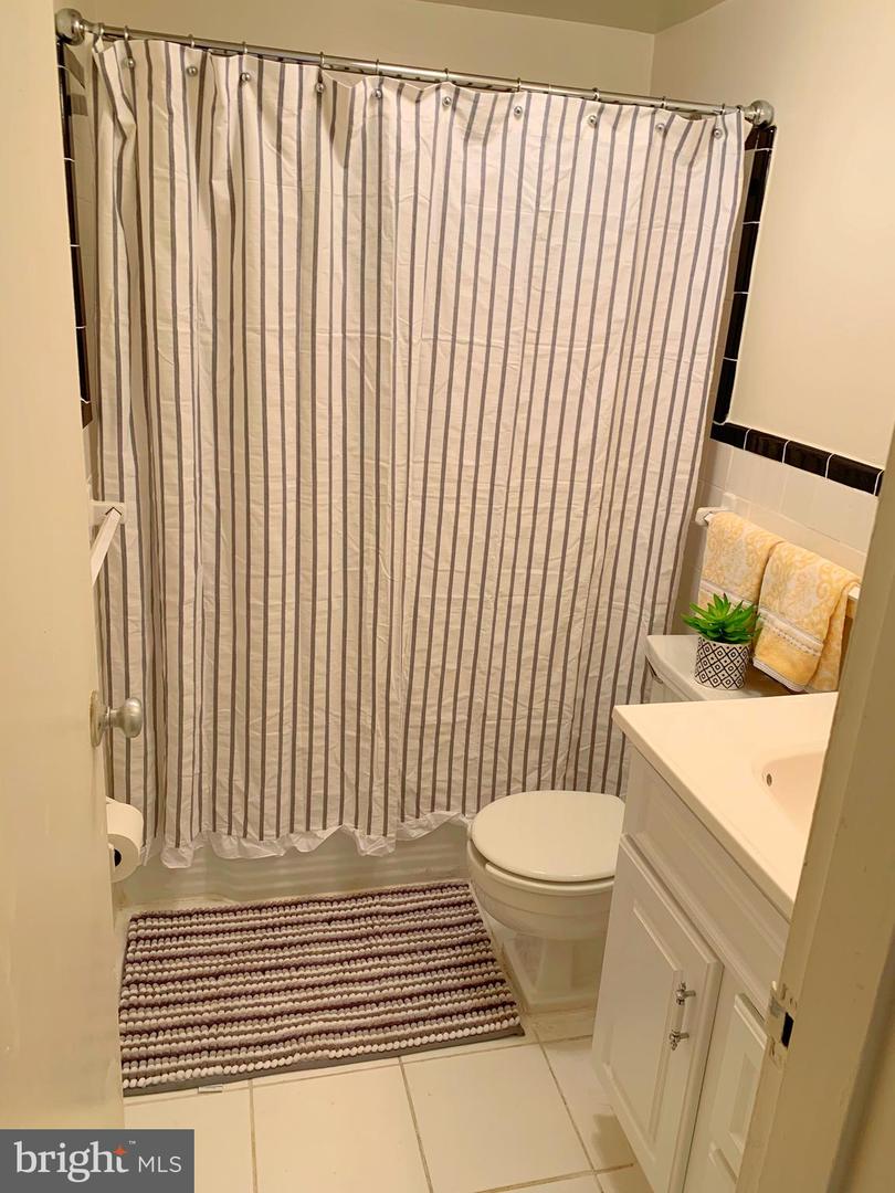 1931 N CLEVELAND ST #505, ARLINGTON, Virginia 22201, ,1 BathroomBathrooms,Residential,For sale,1931 N CLEVELAND ST #505,VAAR2065624 MLS # VAAR2065624 1931 N CLEVELAND ST #505, ARLINGTON, Virginia 22201, ,1 BathroomBathrooms,Residential,For sale,1931 N CLEVELAND ST #505,VAAR2065624 MLS # VAAR2065624