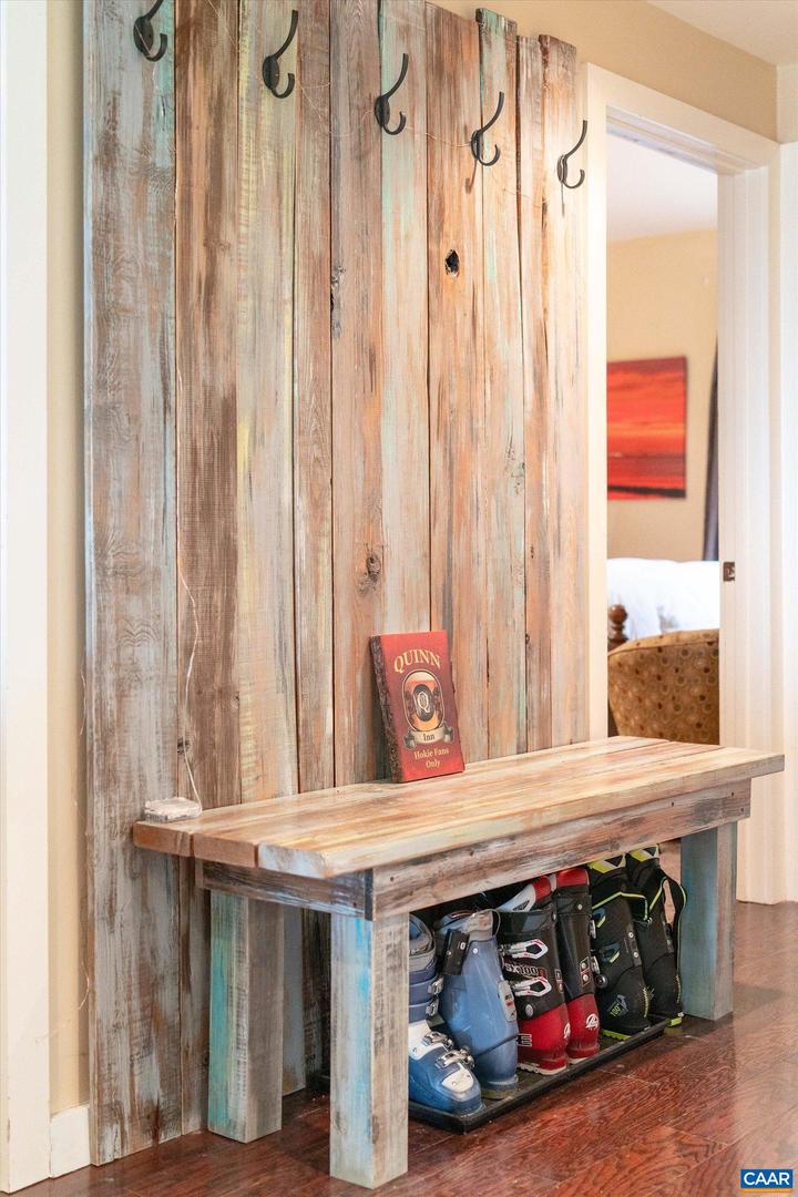 907 DIAMOND HILL CONDOS, WINTERGREEN RESORT, Virginia 22967, 2 Bedrooms Bedrooms, ,2 BathroomsBathrooms,Residential,For sale,907 DIAMOND HILL CONDOS,670624 MLS # 670624 907 DIAMOND HILL CONDOS, WINTERGREEN RESORT, Virginia 22967, 2 Bedrooms Bedrooms, ,2 BathroomsBathrooms,Residential,For sale,907 DIAMOND HILL CONDOS,670624 MLS # 670624