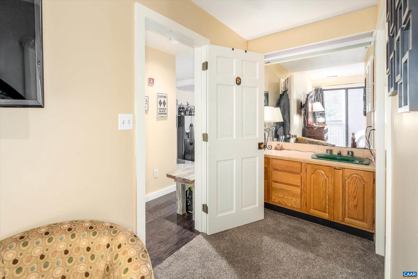 907 DIAMOND HILL CONDOS, WINTERGREEN RESORT, Virginia 22967, 2 Bedrooms Bedrooms, ,2 BathroomsBathrooms,Residential,For sale,907 DIAMOND HILL CONDOS,670624 MLS # 670624 907 DIAMOND HILL CONDOS, WINTERGREEN RESORT, Virginia 22967, 2 Bedrooms Bedrooms, ,2 BathroomsBathrooms,Residential,For sale,907 DIAMOND HILL CONDOS,670624 MLS # 670624