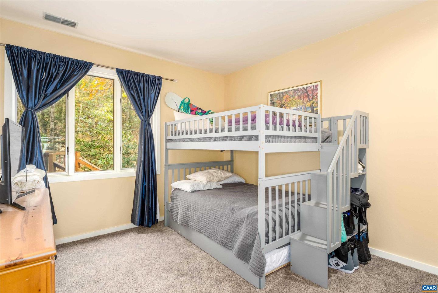 907 DIAMOND HILL CONDOS, WINTERGREEN RESORT, Virginia 22967, 2 Bedrooms Bedrooms, ,2 BathroomsBathrooms,Residential,For sale,907 DIAMOND HILL CONDOS,670624 MLS # 670624 907 DIAMOND HILL CONDOS, WINTERGREEN RESORT, Virginia 22967, 2 Bedrooms Bedrooms, ,2 BathroomsBathrooms,Residential,For sale,907 DIAMOND HILL CONDOS,670624 MLS # 670624