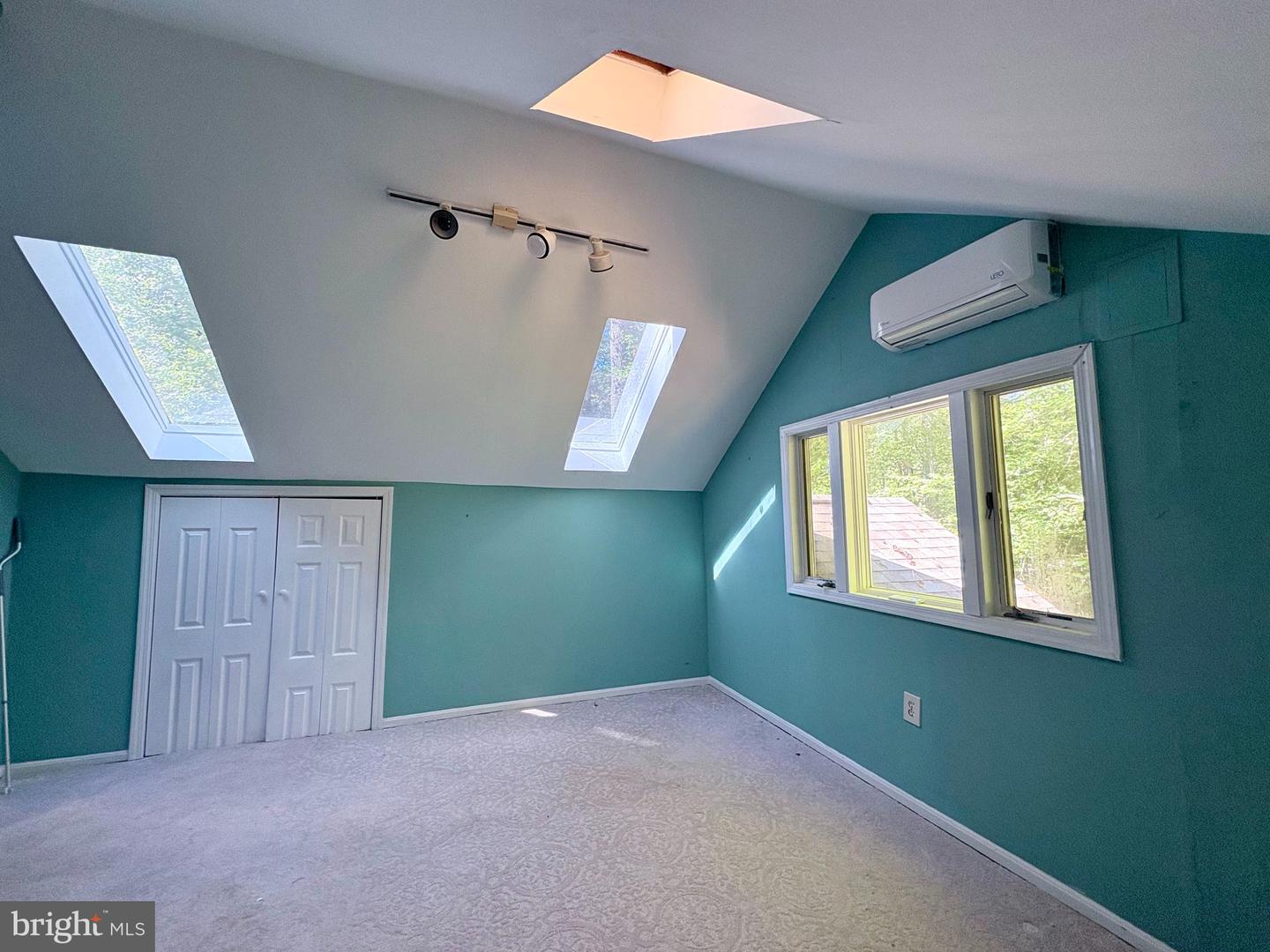 8911 MILLWOOD DR, SPOTSYLVANIA, Virginia 22551, 5 Bedrooms Bedrooms, ,4 BathroomsBathrooms,Residential,For sale,8911 MILLWOOD DR,VASP2037380 MLS # VASP2037380