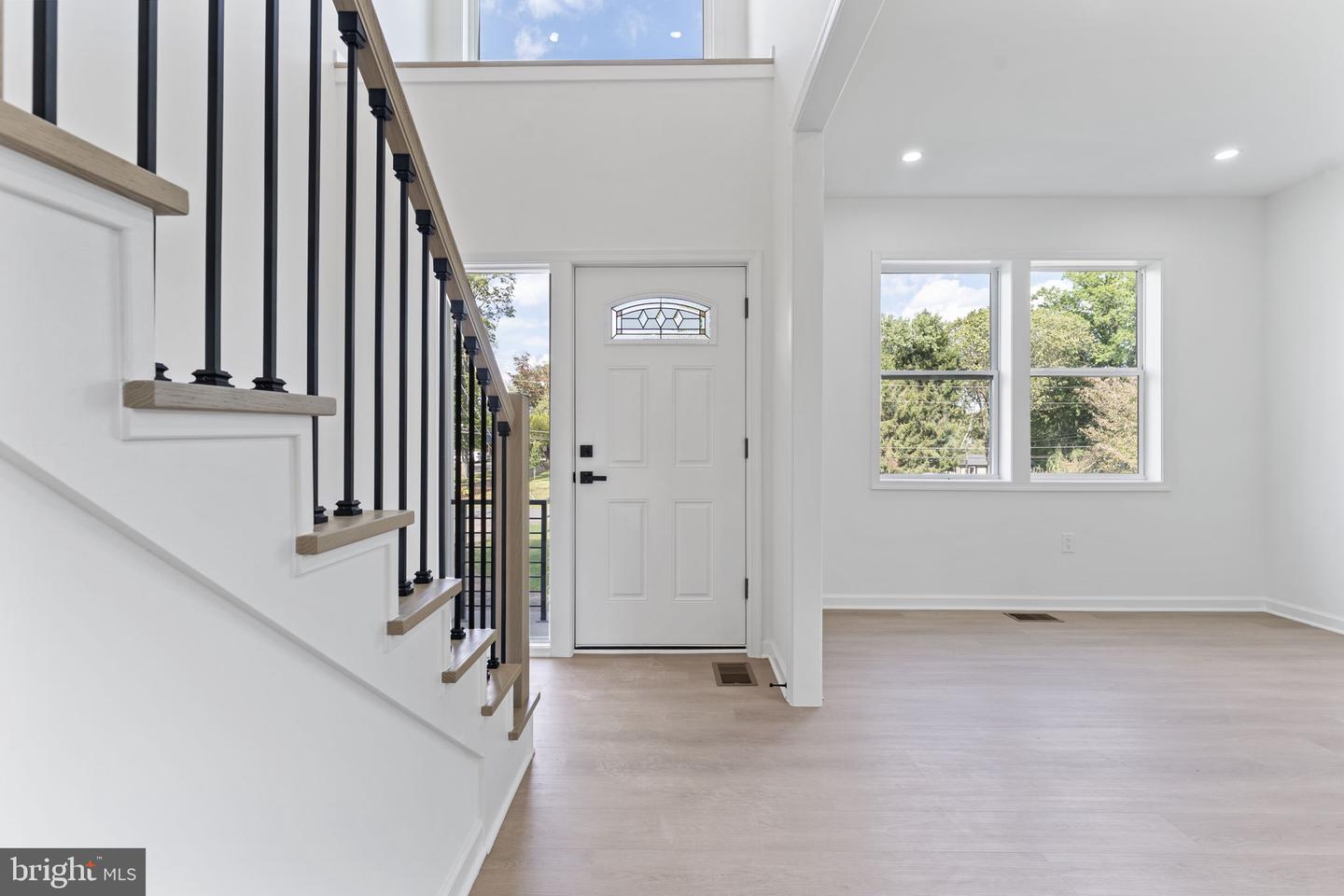 8111 OAK ST, MANASSAS, Virginia 20111, 4 Bedrooms Bedrooms, 4 Rooms Rooms,3 BathroomsBathrooms,Residential,For sale,8111 OAK ST,VAPW2107084 MLS # VAPW2107084