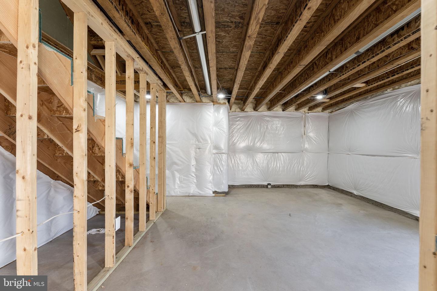 8111 OAK ST, MANASSAS, Virginia 20111, 4 Bedrooms Bedrooms, 4 Rooms Rooms,3 BathroomsBathrooms,Residential,For sale,8111 OAK ST,VAPW2107084 MLS # VAPW2107084