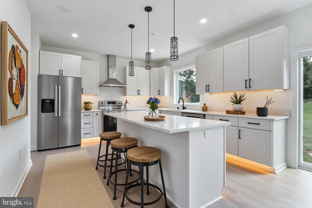 8111 OAK ST, MANASSAS, Virginia 20111, 4 Bedrooms Bedrooms, 4 Rooms Rooms,3 BathroomsBathrooms,Residential,For sale,8111 OAK ST,VAPW2107084 MLS # VAPW2107084