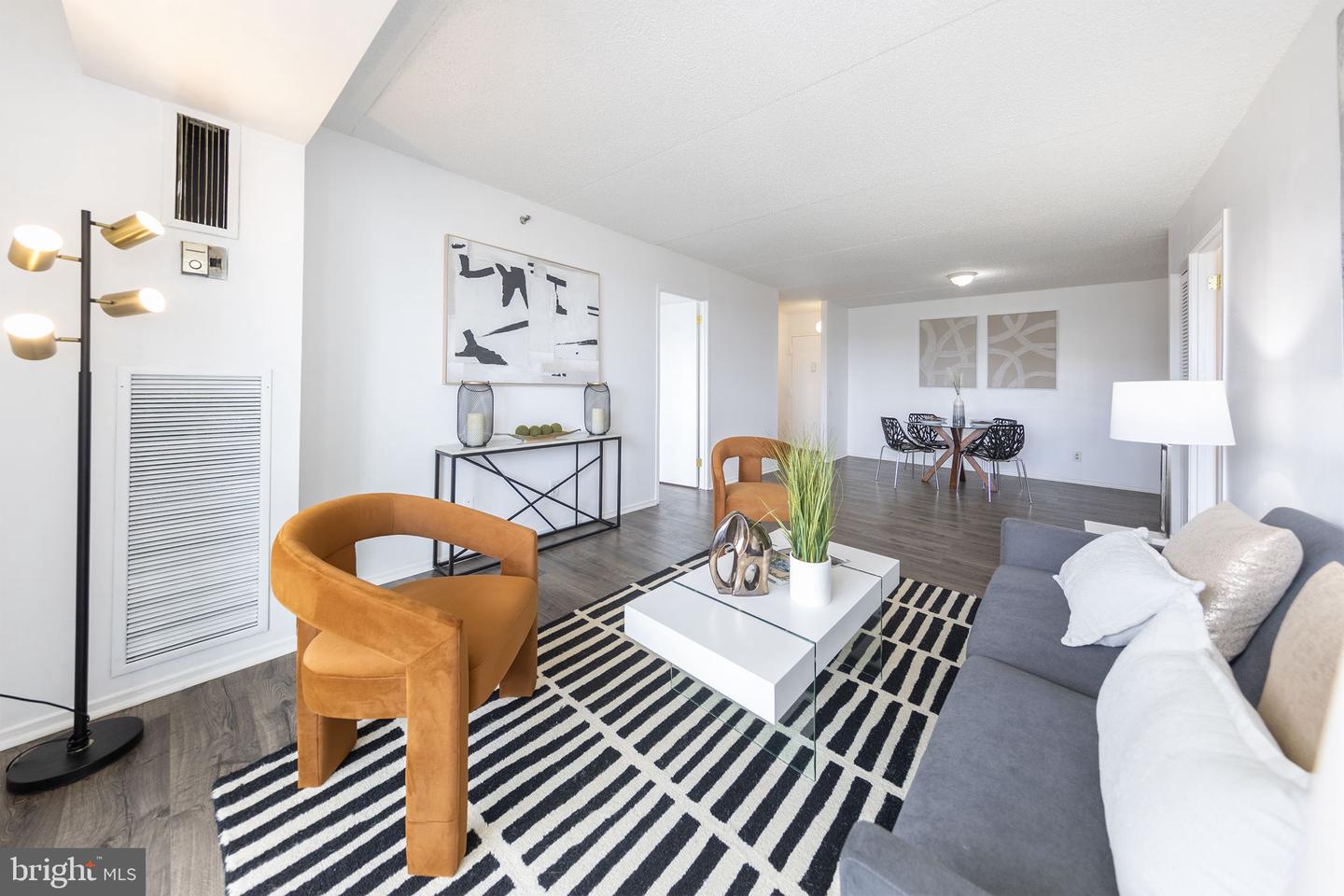 5911 EDSALL RD #912, ALEXANDRIA, Virginia 22304, 2 Bedrooms Bedrooms, ,2 BathroomsBathrooms,Residential,For sale,5911 EDSALL RD #912,VAAX2051392 MLS # VAAX2051392