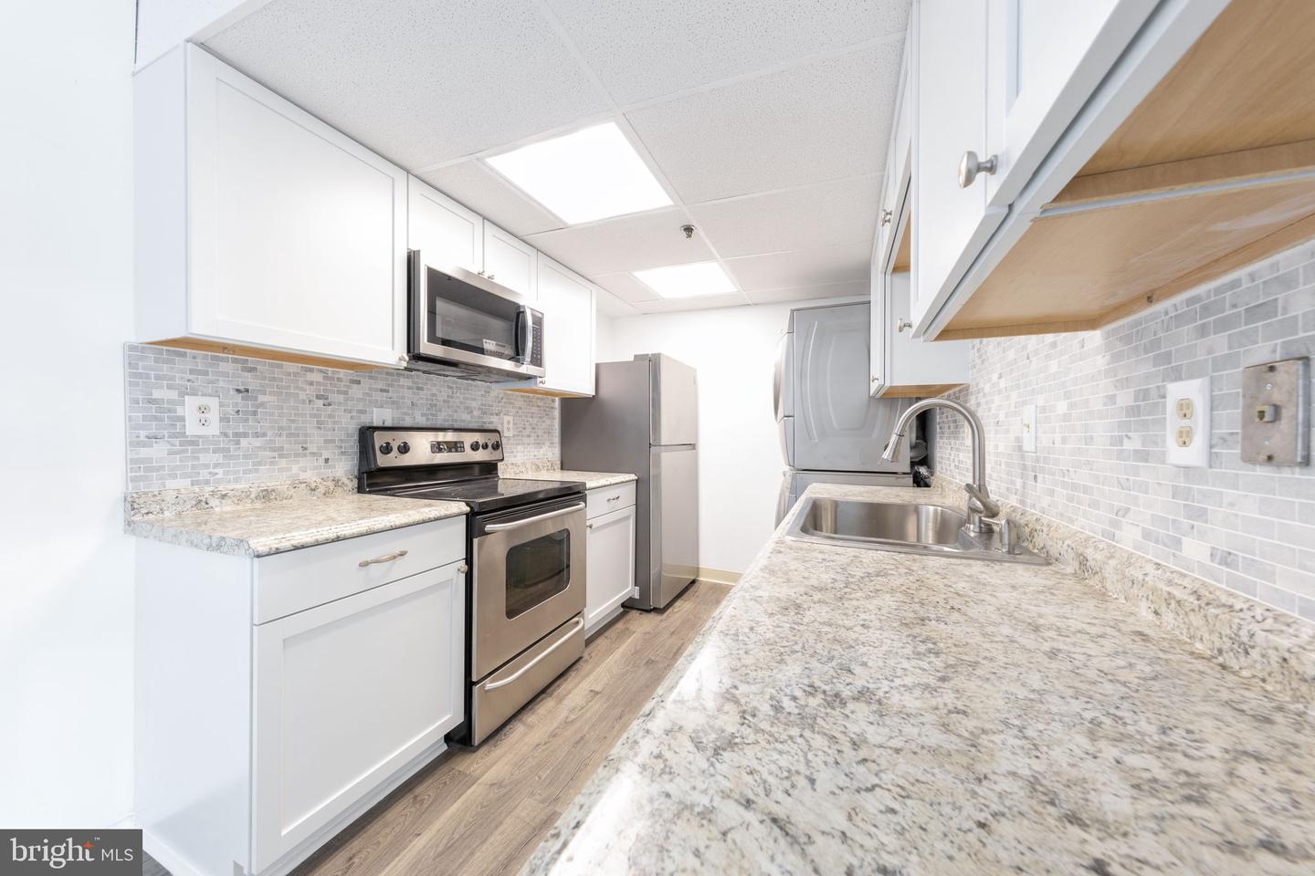 5911 EDSALL RD #912, ALEXANDRIA, Virginia 22304, 2 Bedrooms Bedrooms, ,2 BathroomsBathrooms,Residential,For sale,5911 EDSALL RD #912,VAAX2051392 MLS # VAAX2051392