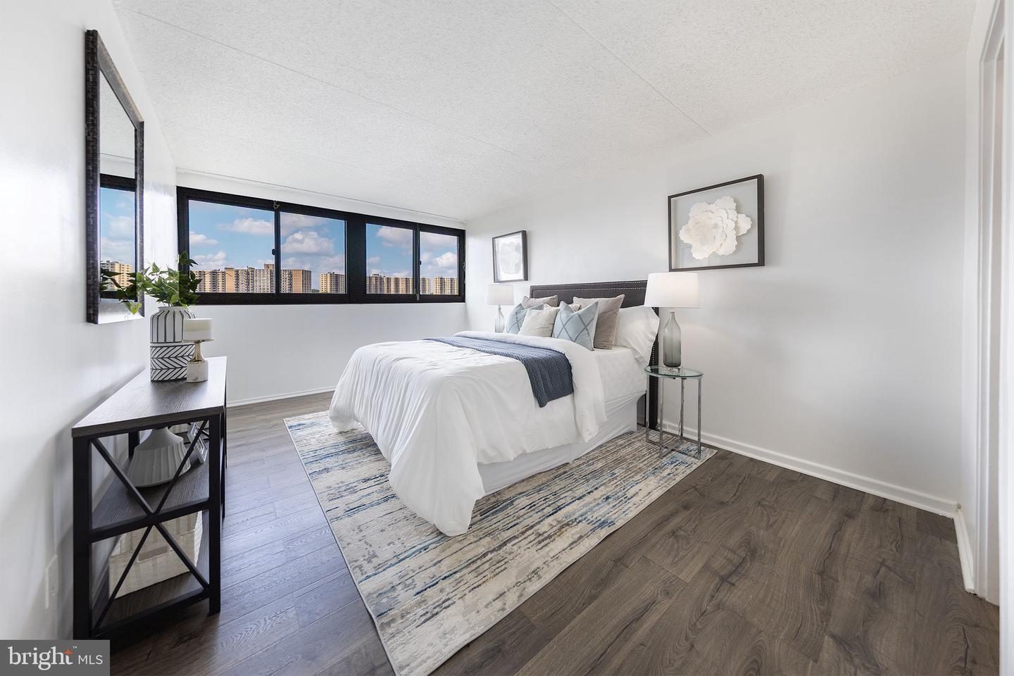 5911 EDSALL RD #912, ALEXANDRIA, Virginia 22304, 2 Bedrooms Bedrooms, ,2 BathroomsBathrooms,Residential,For sale,5911 EDSALL RD #912,VAAX2051392 MLS # VAAX2051392