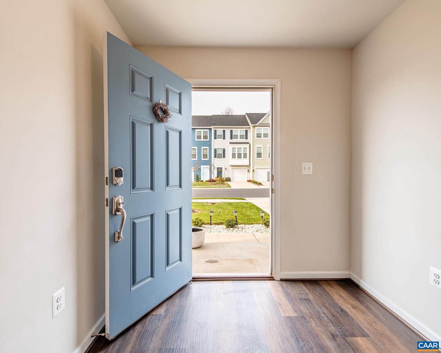 236 WILLOWSHIRE CT, WAYNESBORO, Virginia 22980, 3 Bedrooms Bedrooms, ,2 BathroomsBathrooms,Residential,For sale,236 WILLOWSHIRE CT,670611 MLS # 670611