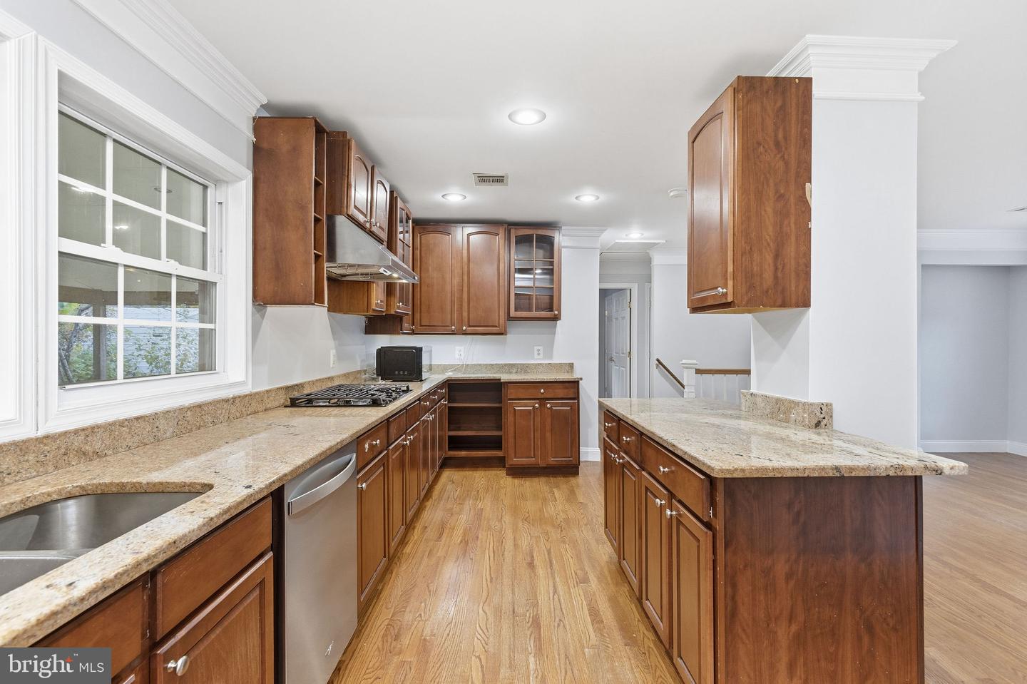 14504 FULLERTON RD, WOODBRIDGE, Virginia 22193, 5 Bedrooms Bedrooms, ,3 BathroomsBathrooms,Residential,For sale,14504 FULLERTON RD,VAPW2107096 MLS # VAPW2107096