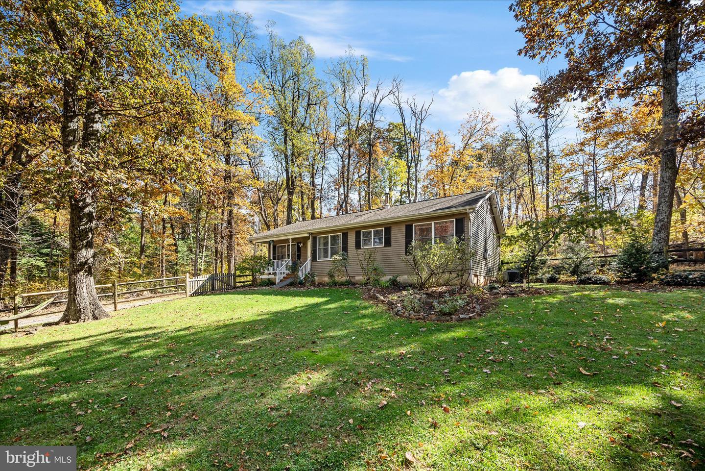 157 WOODTHRUSH WAY, LINDEN, Virginia 22642, 3 Bedrooms Bedrooms, 8 Rooms Rooms,2 BathroomsBathrooms,Residential,For sale,157 WOODTHRUSH WAY,VAWR2012688 MLS # VAWR2012688 157 WOODTHRUSH WAY, LINDEN, Virginia 22642, 3 Bedrooms Bedrooms, 8 Rooms Rooms,2 BathroomsBathrooms,Residential,For sale,157 WOODTHRUSH WAY,VAWR2012688 MLS # VAWR2012688