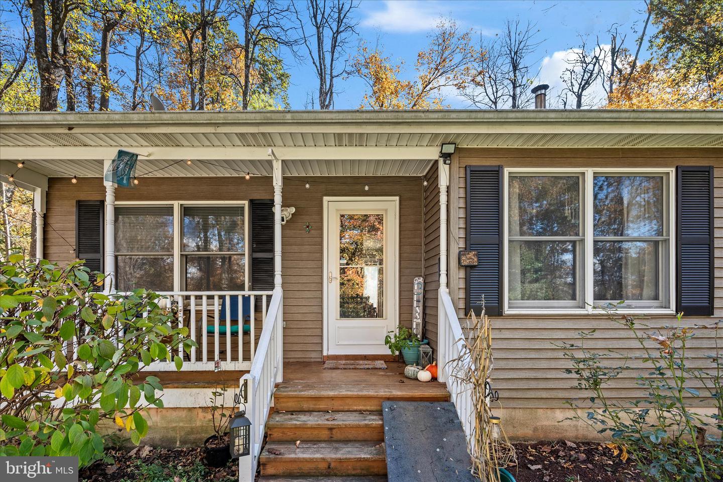 157 WOODTHRUSH WAY, LINDEN, Virginia 22642, 3 Bedrooms Bedrooms, 8 Rooms Rooms,2 BathroomsBathrooms,Residential,For sale,157 WOODTHRUSH WAY,VAWR2012688 MLS # VAWR2012688 157 WOODTHRUSH WAY, LINDEN, Virginia 22642, 3 Bedrooms Bedrooms, 8 Rooms Rooms,2 BathroomsBathrooms,Residential,For sale,157 WOODTHRUSH WAY,VAWR2012688 MLS # VAWR2012688