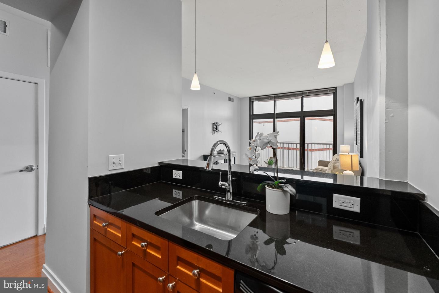 2120 VERMONT AVE NW #411, WASHINGTON, District Of Columbia 20001, 1 Bedroom Bedrooms, ,1 BathroomBathrooms,Residential,For sale,2120 VERMONT AVE NW #411,DCDC2229966 MLS # DCDC2229966