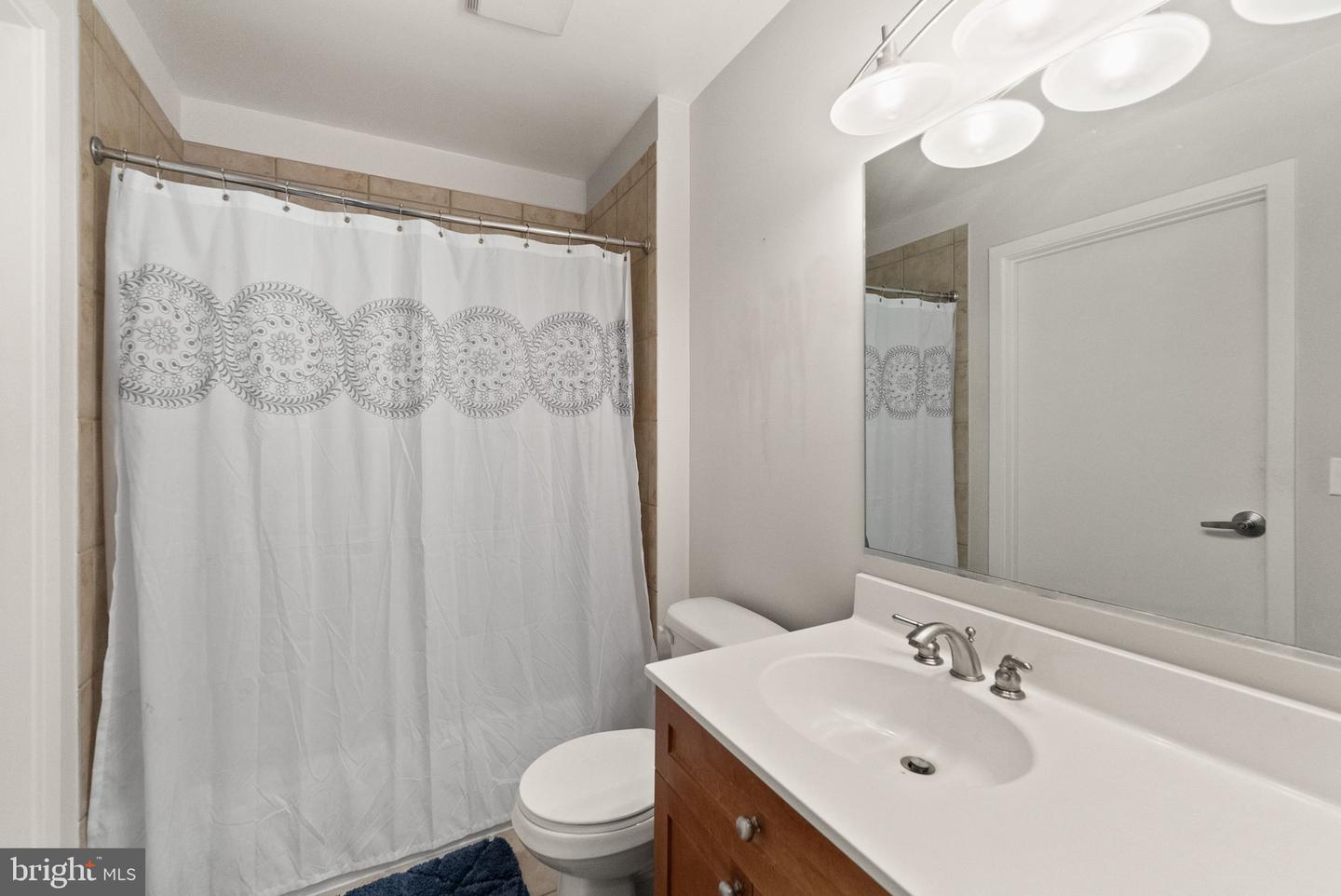 2120 VERMONT AVE NW #411, WASHINGTON, District Of Columbia 20001, 1 Bedroom Bedrooms, ,1 BathroomBathrooms,Residential,For sale,2120 VERMONT AVE NW #411,DCDC2229966 MLS # DCDC2229966