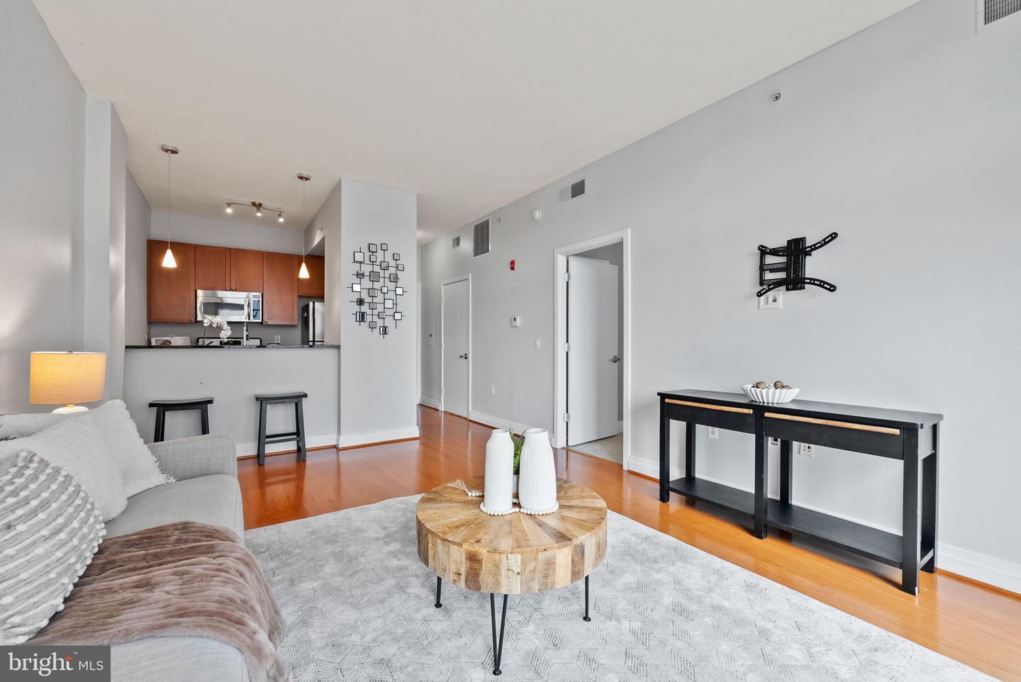 2120 VERMONT AVE NW #411, WASHINGTON, District Of Columbia 20001, 1 Bedroom Bedrooms, ,1 BathroomBathrooms,Residential,For sale,2120 VERMONT AVE NW #411,DCDC2229966 MLS # DCDC2229966