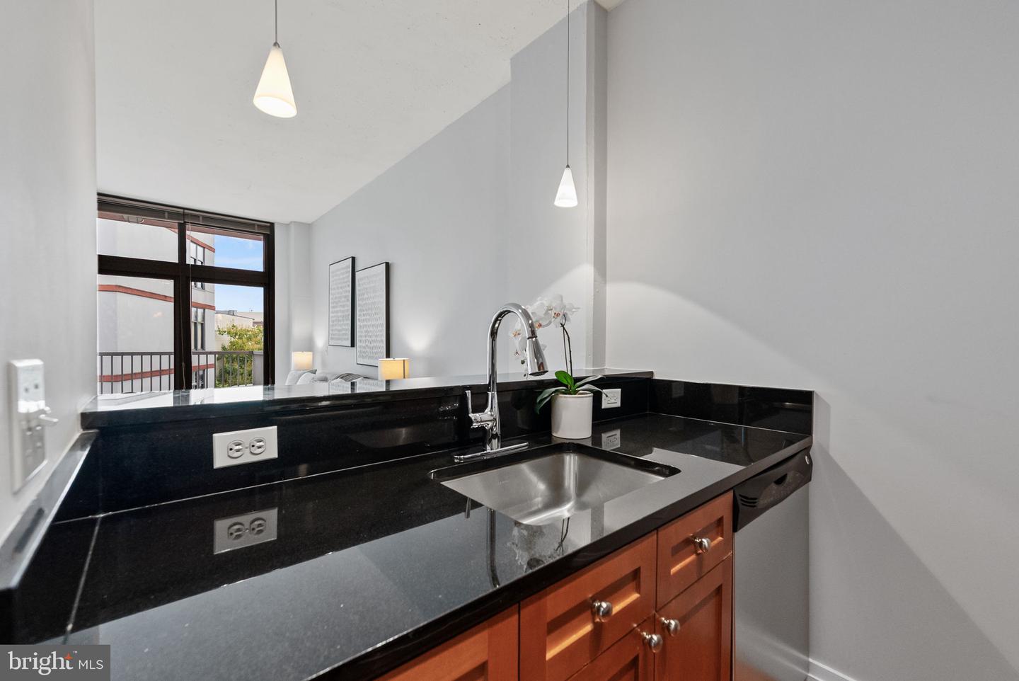 2120 VERMONT AVE NW #411, WASHINGTON, District Of Columbia 20001, 1 Bedroom Bedrooms, ,1 BathroomBathrooms,Residential,For sale,2120 VERMONT AVE NW #411,DCDC2229966 MLS # DCDC2229966