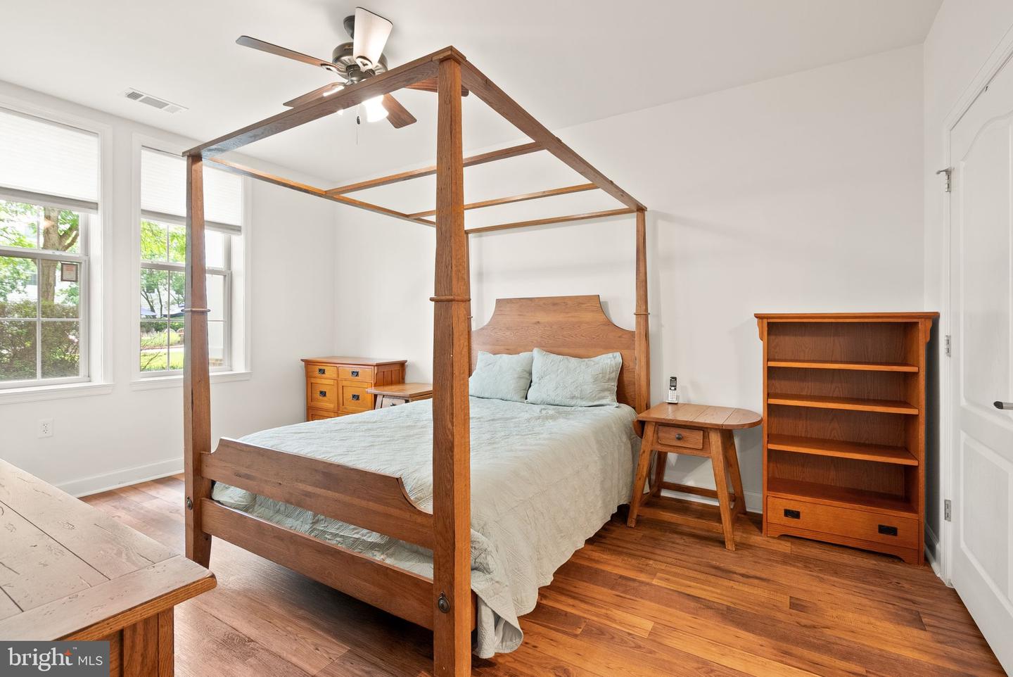 400 CAMERON STATION BLVD #105, ALEXANDRIA, Virginia 22304, 2 Bedrooms Bedrooms, ,2 BathroomsBathrooms,Residential,For sale,400 CAMERON STATION BLVD #105,VAAX2044682 MLS # VAAX2044682