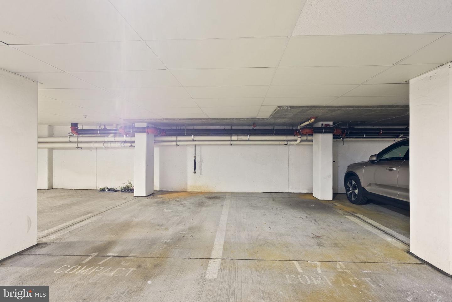 400 CAMERON STATION BLVD #105, ALEXANDRIA, Virginia 22304, 2 Bedrooms Bedrooms, ,2 BathroomsBathrooms,Residential,For sale,400 CAMERON STATION BLVD #105,VAAX2044682 MLS # VAAX2044682