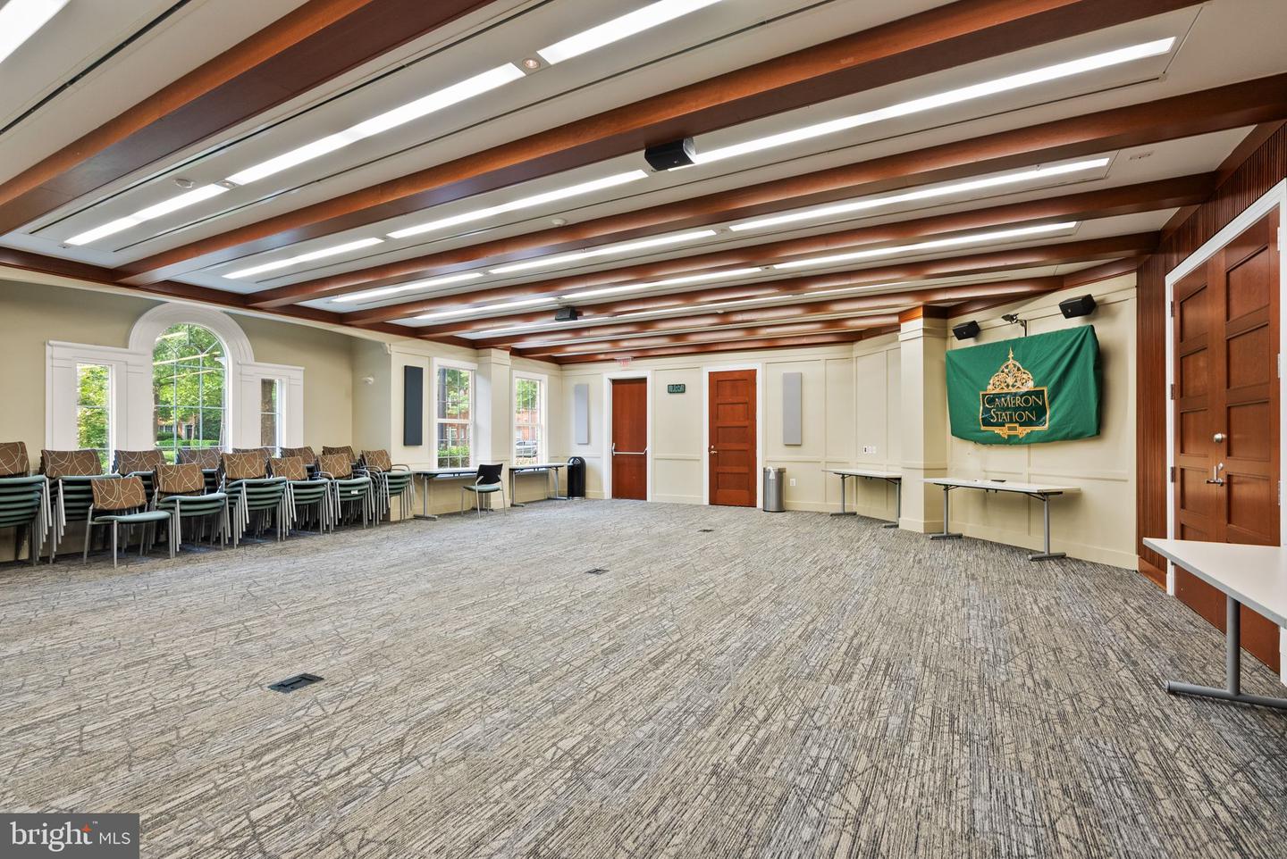 400 CAMERON STATION BLVD #105, ALEXANDRIA, Virginia 22304, 2 Bedrooms Bedrooms, ,2 BathroomsBathrooms,Residential,For sale,400 CAMERON STATION BLVD #105,VAAX2044682 MLS # VAAX2044682