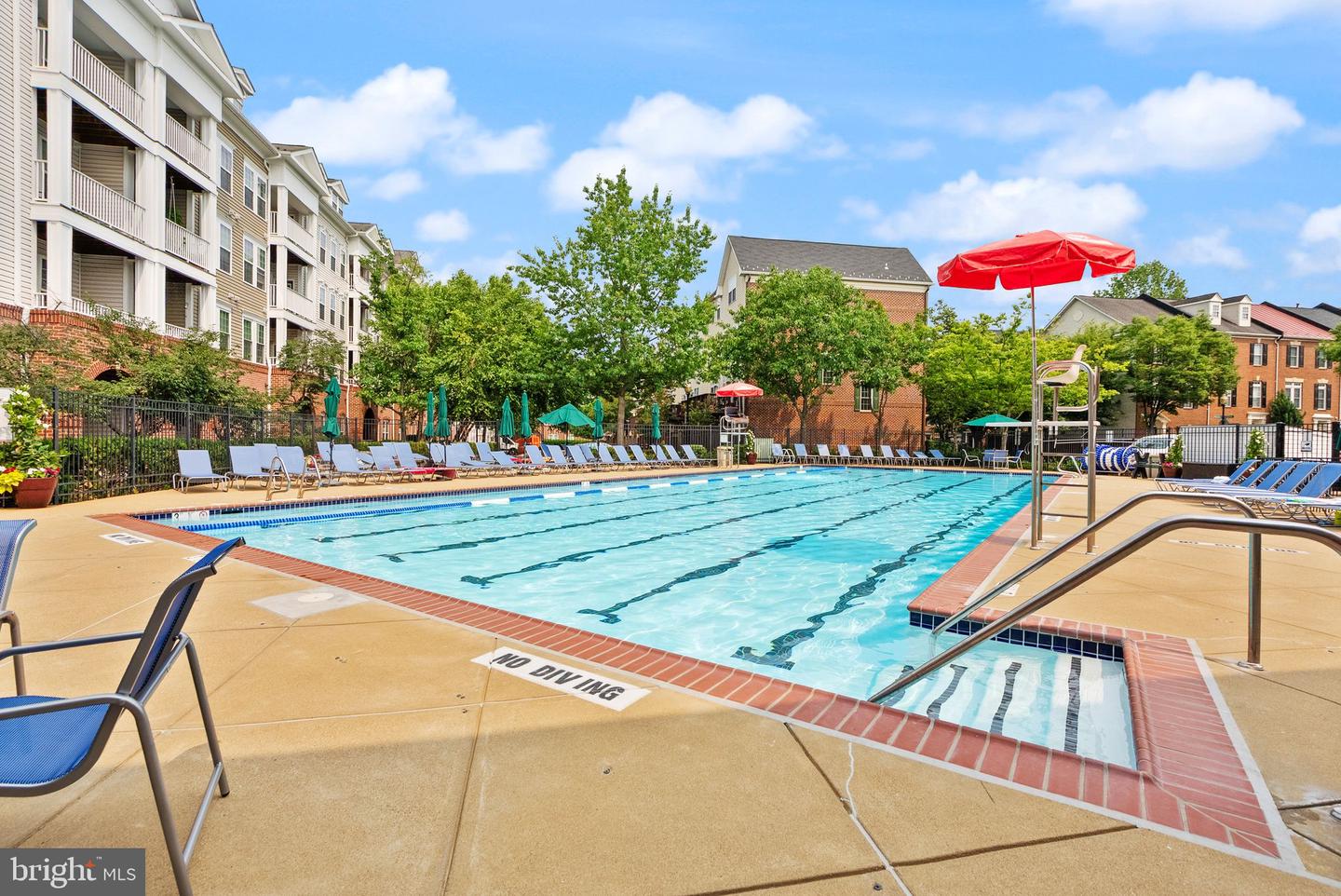 400 CAMERON STATION BLVD #105, ALEXANDRIA, Virginia 22304, 2 Bedrooms Bedrooms, ,2 BathroomsBathrooms,Residential,For sale,400 CAMERON STATION BLVD #105,VAAX2044682 MLS # VAAX2044682