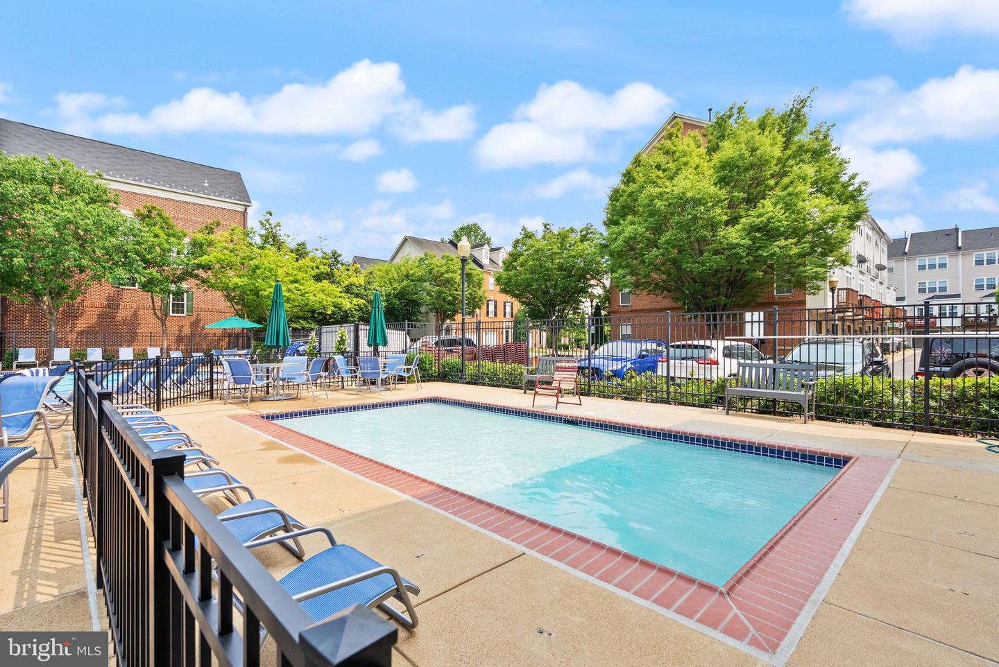 400 CAMERON STATION BLVD #105, ALEXANDRIA, Virginia 22304, 2 Bedrooms Bedrooms, ,2 BathroomsBathrooms,Residential,For sale,400 CAMERON STATION BLVD #105,VAAX2044682 MLS # VAAX2044682