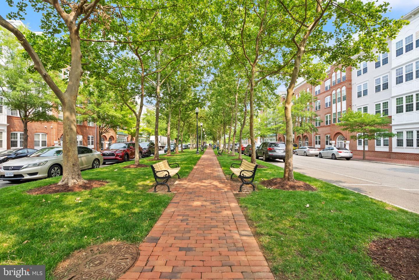 400 CAMERON STATION BLVD #105, ALEXANDRIA, Virginia 22304, 2 Bedrooms Bedrooms, ,2 BathroomsBathrooms,Residential,For sale,400 CAMERON STATION BLVD #105,VAAX2044682 MLS # VAAX2044682