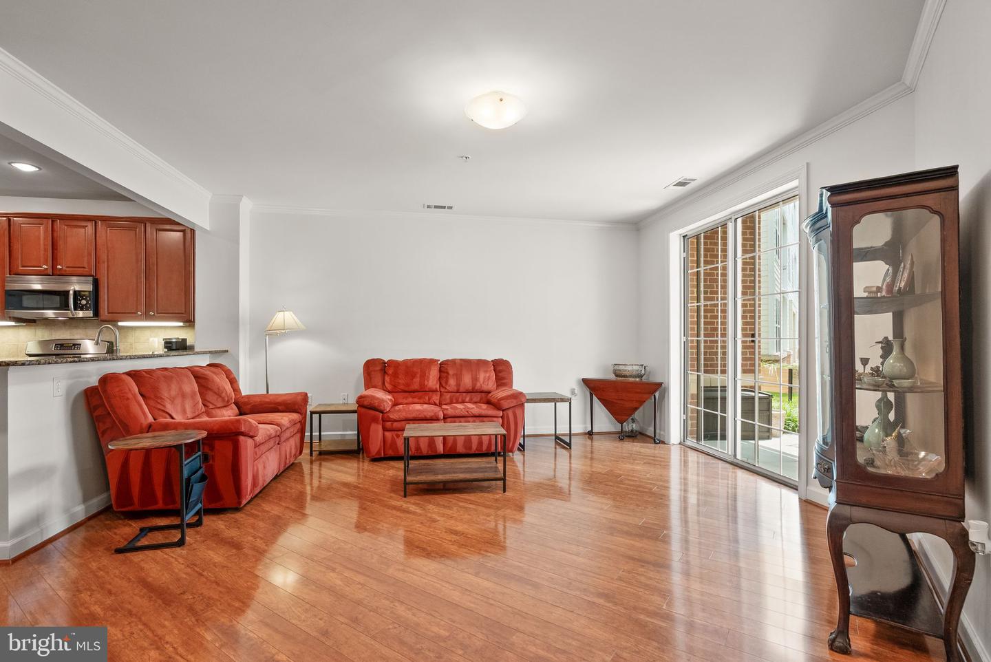 400 CAMERON STATION BLVD #105, ALEXANDRIA, Virginia 22304, 2 Bedrooms Bedrooms, ,2 BathroomsBathrooms,Residential,For sale,400 CAMERON STATION BLVD #105,VAAX2044682 MLS # VAAX2044682