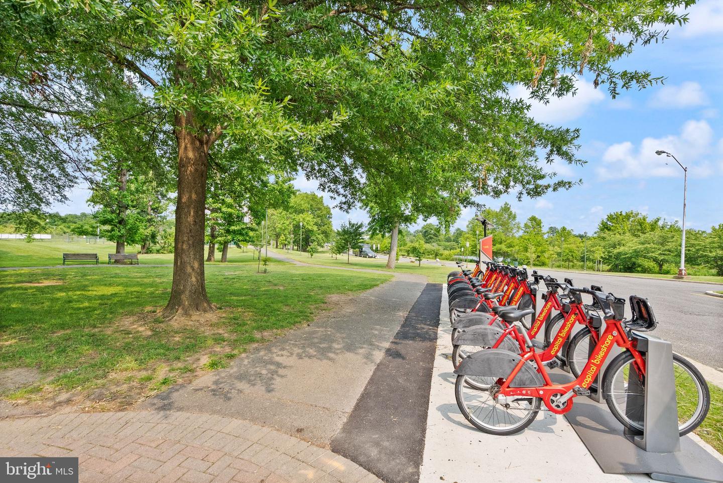 400 CAMERON STATION BLVD #105, ALEXANDRIA, Virginia 22304, 2 Bedrooms Bedrooms, ,2 BathroomsBathrooms,Residential,For sale,400 CAMERON STATION BLVD #105,VAAX2044682 MLS # VAAX2044682