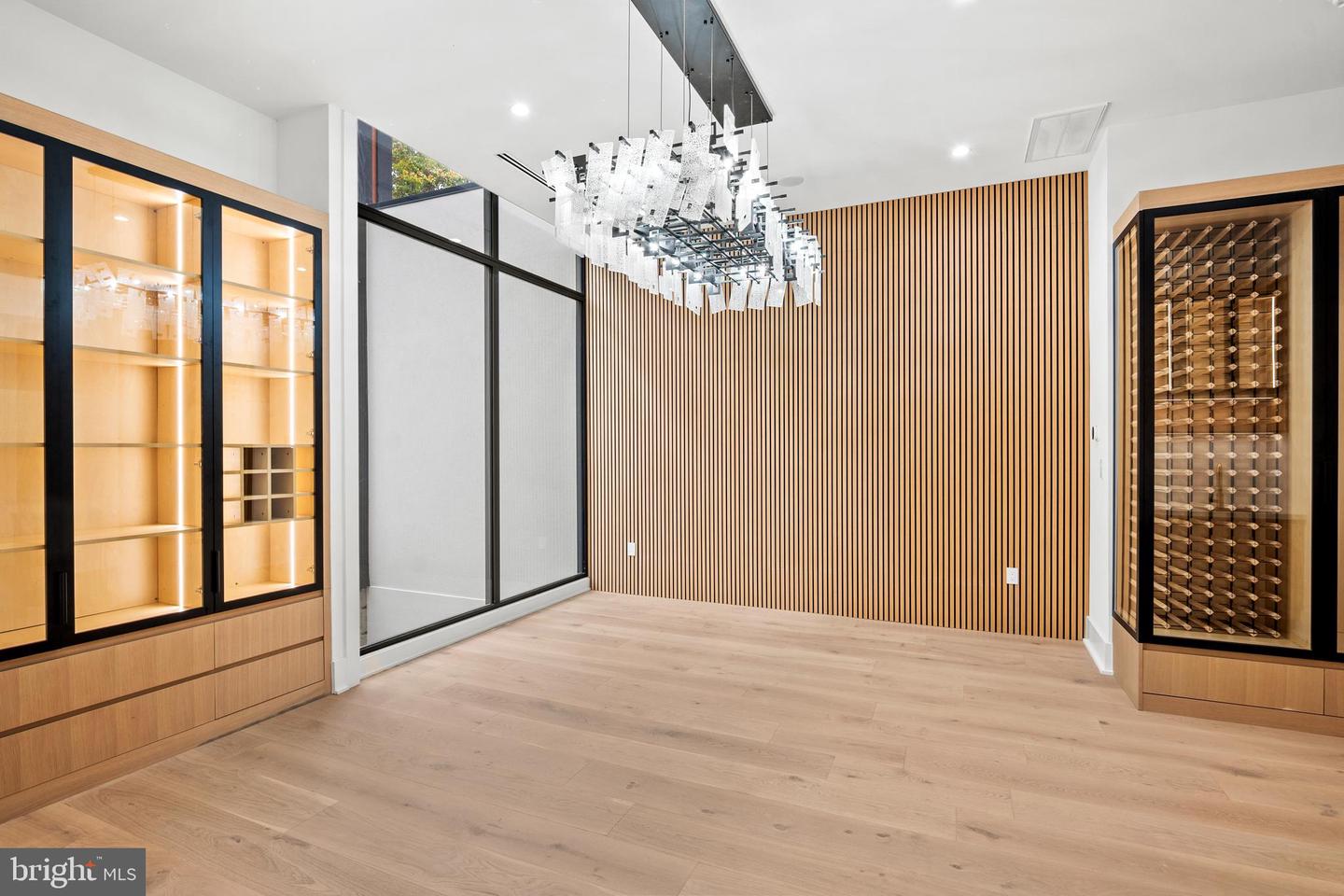 1205 CREST LN, MCLEAN, Virginia 22101, 7 Bedrooms Bedrooms, ,8 BathroomsBathrooms,Residential,For sale,1205 CREST LN,VAFX2244350 MLS # VAFX2244350 1205 CREST LN, MCLEAN, Virginia 22101, 7 Bedrooms Bedrooms, ,8 BathroomsBathrooms,Residential,For sale,1205 CREST LN,VAFX2244350 MLS # VAFX2244350