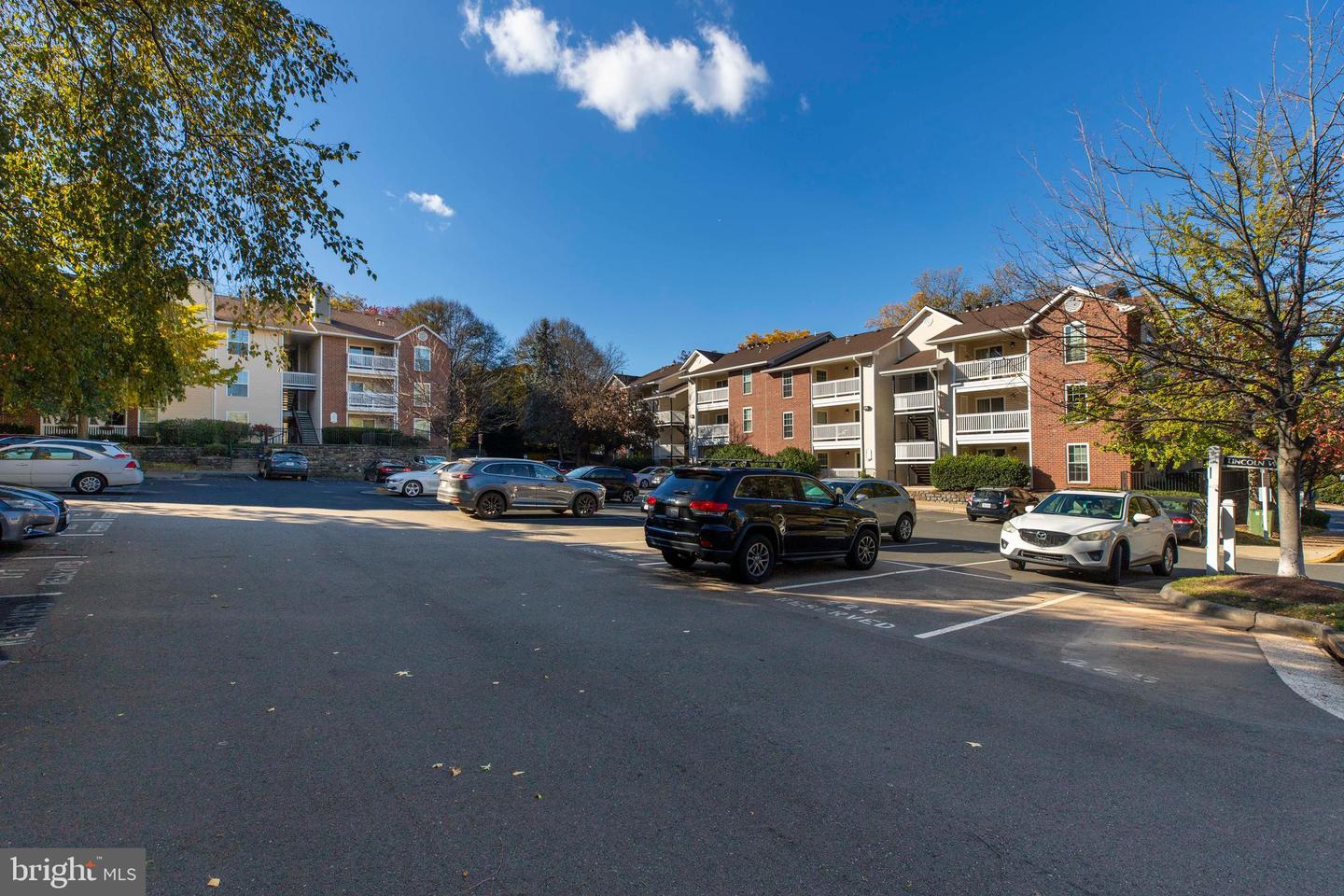 1543 LINCOLN WAY #301B, MCLEAN, Virginia 22102, 2 Bedrooms Bedrooms, ,2 BathroomsBathrooms,Residential,For sale,1543 LINCOLN WAY #301B,VAFX2246390 MLS # VAFX2246390 1543 LINCOLN WAY #301B, MCLEAN, Virginia 22102, 2 Bedrooms Bedrooms, ,2 BathroomsBathrooms,Residential,For sale,1543 LINCOLN WAY #301B,VAFX2246390 MLS # VAFX2246390