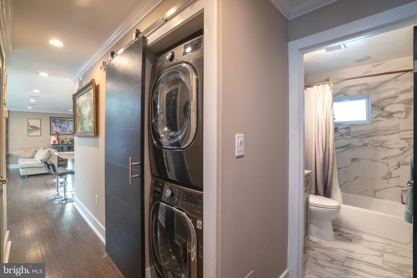 1114 S DICKENSON AVE, STERLING, Virginia 20164, 4 Bedrooms Bedrooms, 7 Rooms Rooms,2 BathroomsBathrooms,Residential,For sale,1114 S DICKENSON AVE,VALO2099740 MLS # VALO2099740