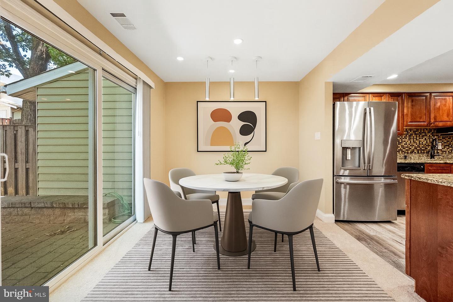 86 SUGARLAND RUN DR, STERLING, Virginia 20164, 3 Bedrooms Bedrooms, ,3 BathroomsBathrooms,Residential,For sale,86 SUGARLAND RUN DR,VALO2100832 MLS # VALO2100832