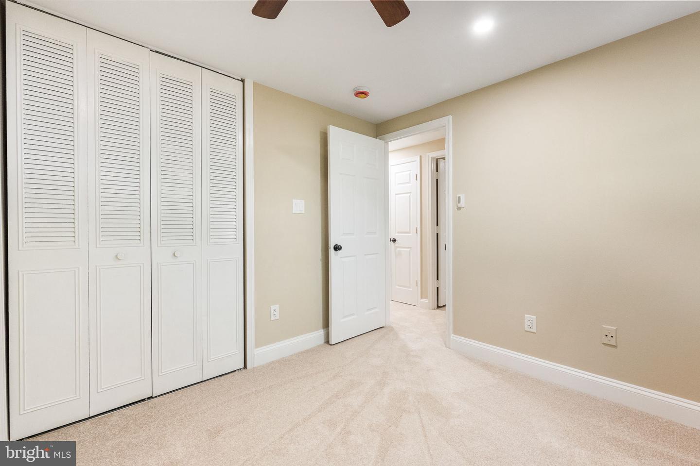 86 SUGARLAND RUN DR, STERLING, Virginia 20164, 3 Bedrooms Bedrooms, ,3 BathroomsBathrooms,Residential,For sale,86 SUGARLAND RUN DR,VALO2100832 MLS # VALO2100832