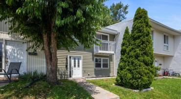 86 SUGARLAND RUN DR, STERLING, Virginia 20164, 3 Bedrooms Bedrooms, ,3 BathroomsBathrooms,Residential,For sale,86 SUGARLAND RUN DR,VALO2100832 MLS # VALO2100832