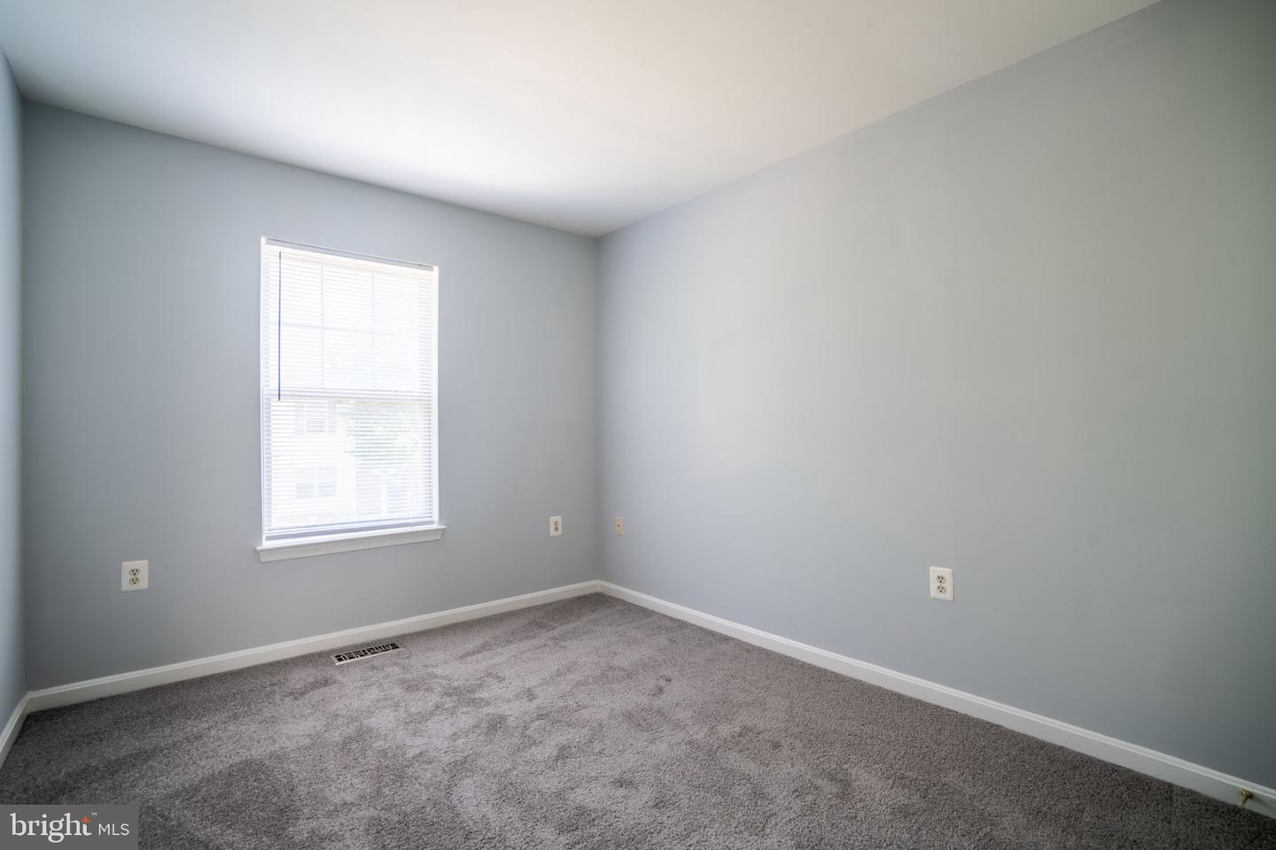 902 BLAKNEY LN SE, WASHINGTON, District Of Columbia 20032, 3 Bedrooms Bedrooms, ,2 BathroomsBathrooms,Residential,For sale,902 BLAKNEY LN SE,DCDC2209612 MLS # DCDC2209612