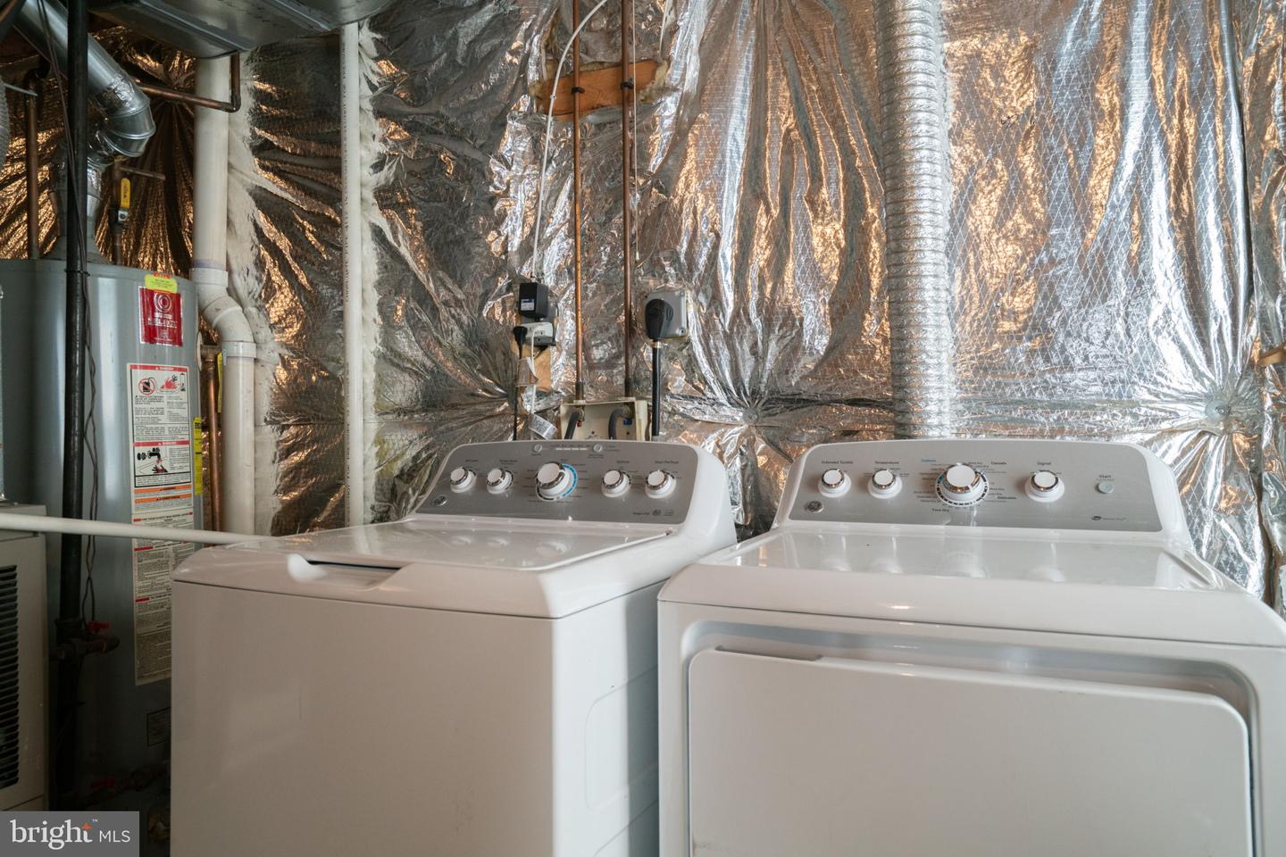 902 BLAKNEY LN SE, WASHINGTON, District Of Columbia 20032, 3 Bedrooms Bedrooms, ,2 BathroomsBathrooms,Residential,For sale,902 BLAKNEY LN SE,DCDC2209612 MLS # DCDC2209612