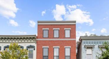 733 8TH ST SE #302, WASHINGTON, District Of Columbia 20003, 2 Bedrooms Bedrooms, ,1 BathroomBathrooms,Residential,For sale,733 8TH ST SE #302,DCDC2212378 MLS # DCDC2212378