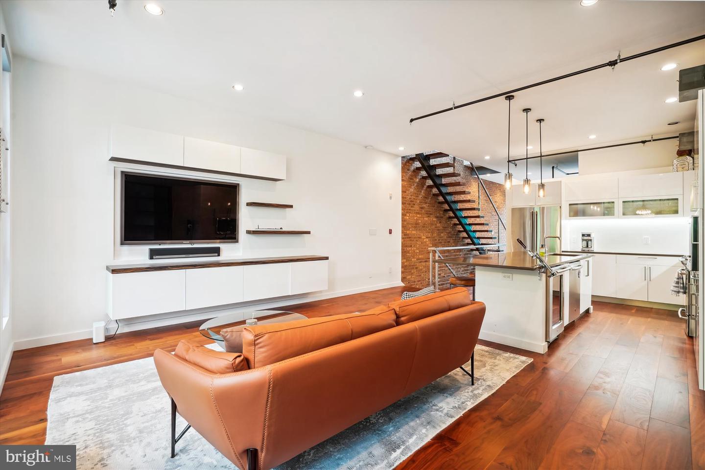 2713 MOUNT VERNON AVE, ALEXANDRIA, Virginia 22301, 2 Bedrooms Bedrooms, ,2 BathroomsBathrooms,Residential,For sale,2713 MOUNT VERNON AVE,VAAX2048266 MLS # VAAX2048266 2713 MOUNT VERNON AVE, ALEXANDRIA, Virginia 22301, 2 Bedrooms Bedrooms, ,2 BathroomsBathrooms,Residential,For sale,2713 MOUNT VERNON AVE,VAAX2048266 MLS # VAAX2048266