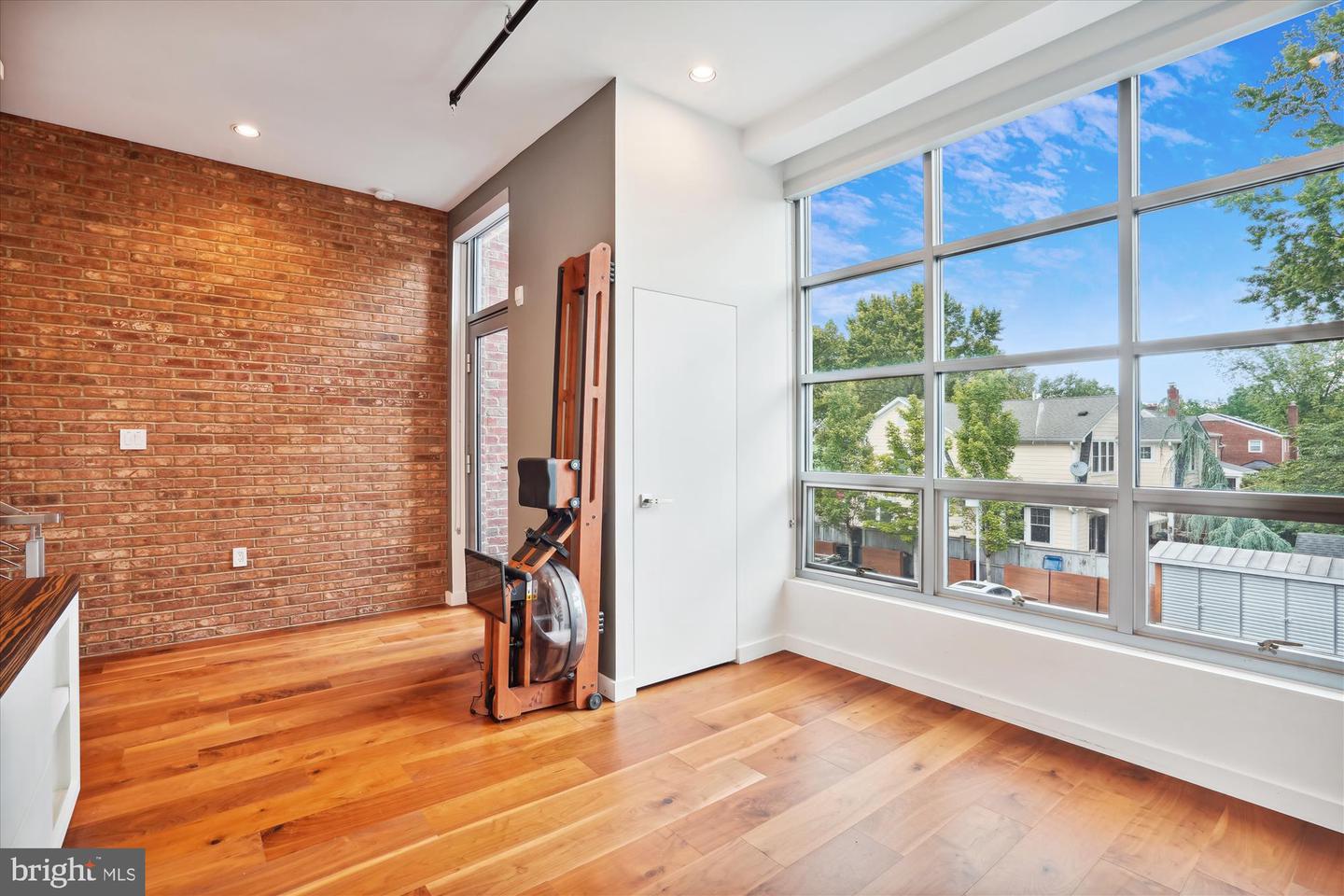 2713 MOUNT VERNON AVE, ALEXANDRIA, Virginia 22301, 2 Bedrooms Bedrooms, ,2 BathroomsBathrooms,Residential,For sale,2713 MOUNT VERNON AVE,VAAX2048266 MLS # VAAX2048266 2713 MOUNT VERNON AVE, ALEXANDRIA, Virginia 22301, 2 Bedrooms Bedrooms, ,2 BathroomsBathrooms,Residential,For sale,2713 MOUNT VERNON AVE,VAAX2048266 MLS # VAAX2048266