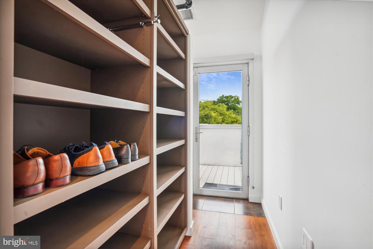 2713 MOUNT VERNON AVE, ALEXANDRIA, Virginia 22301, 2 Bedrooms Bedrooms, ,2 BathroomsBathrooms,Residential,For sale,2713 MOUNT VERNON AVE,VAAX2048266 MLS # VAAX2048266 2713 MOUNT VERNON AVE, ALEXANDRIA, Virginia 22301, 2 Bedrooms Bedrooms, ,2 BathroomsBathrooms,Residential,For sale,2713 MOUNT VERNON AVE,VAAX2048266 MLS # VAAX2048266