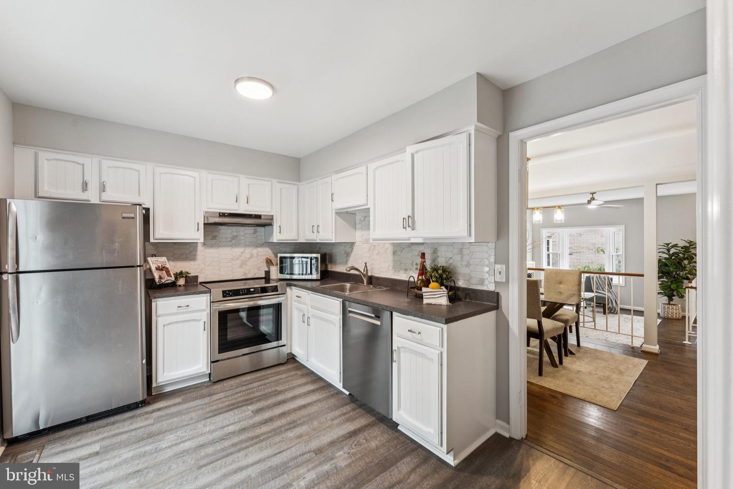 3836 BRIGHTON CT, ALEXANDRIA, Virginia 22305, 4 Bedrooms Bedrooms, ,2 BathroomsBathrooms,Residential,For sale,3836 BRIGHTON CT,VAAX2048382 MLS # VAAX2048382