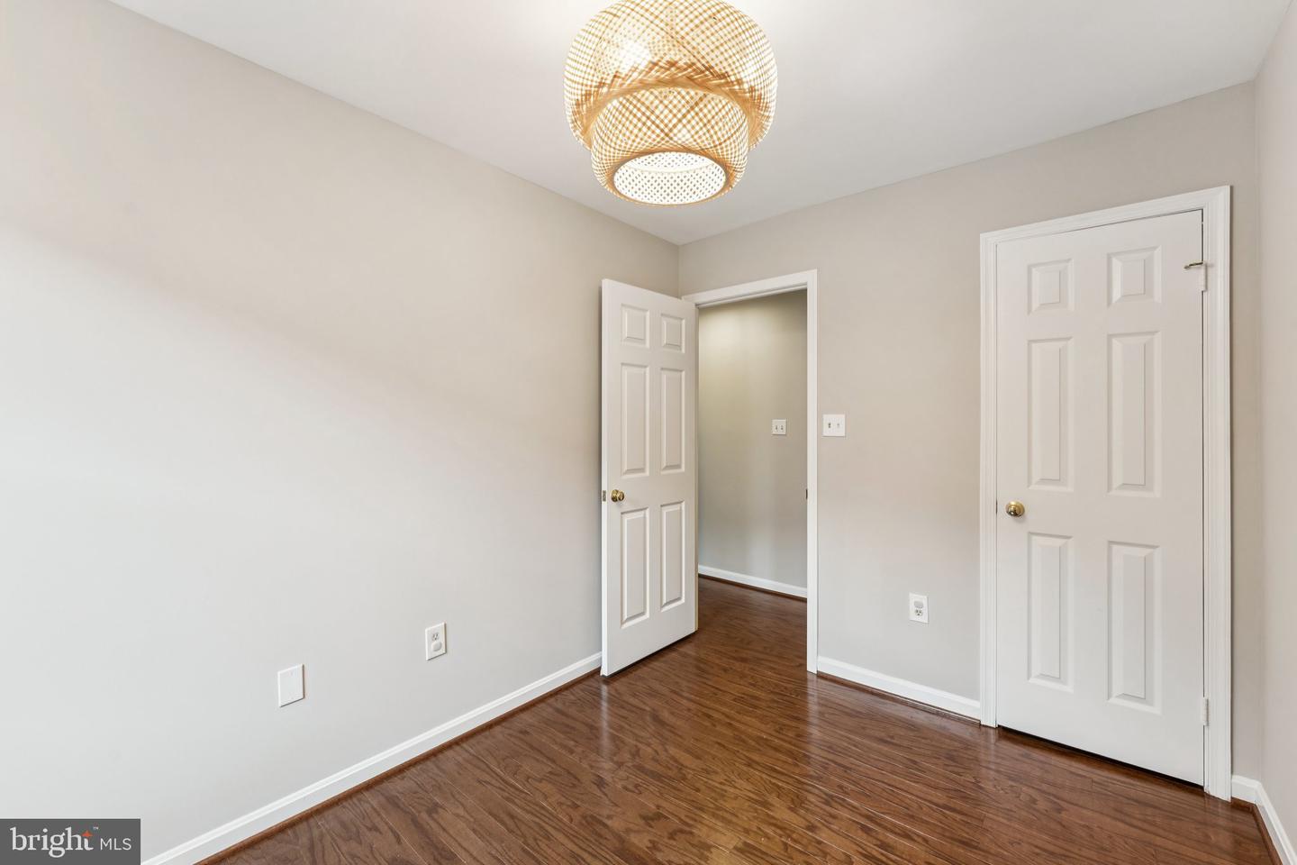 3836 BRIGHTON CT, ALEXANDRIA, Virginia 22305, 4 Bedrooms Bedrooms, ,2 BathroomsBathrooms,Residential,For sale,3836 BRIGHTON CT,VAAX2048382 MLS # VAAX2048382