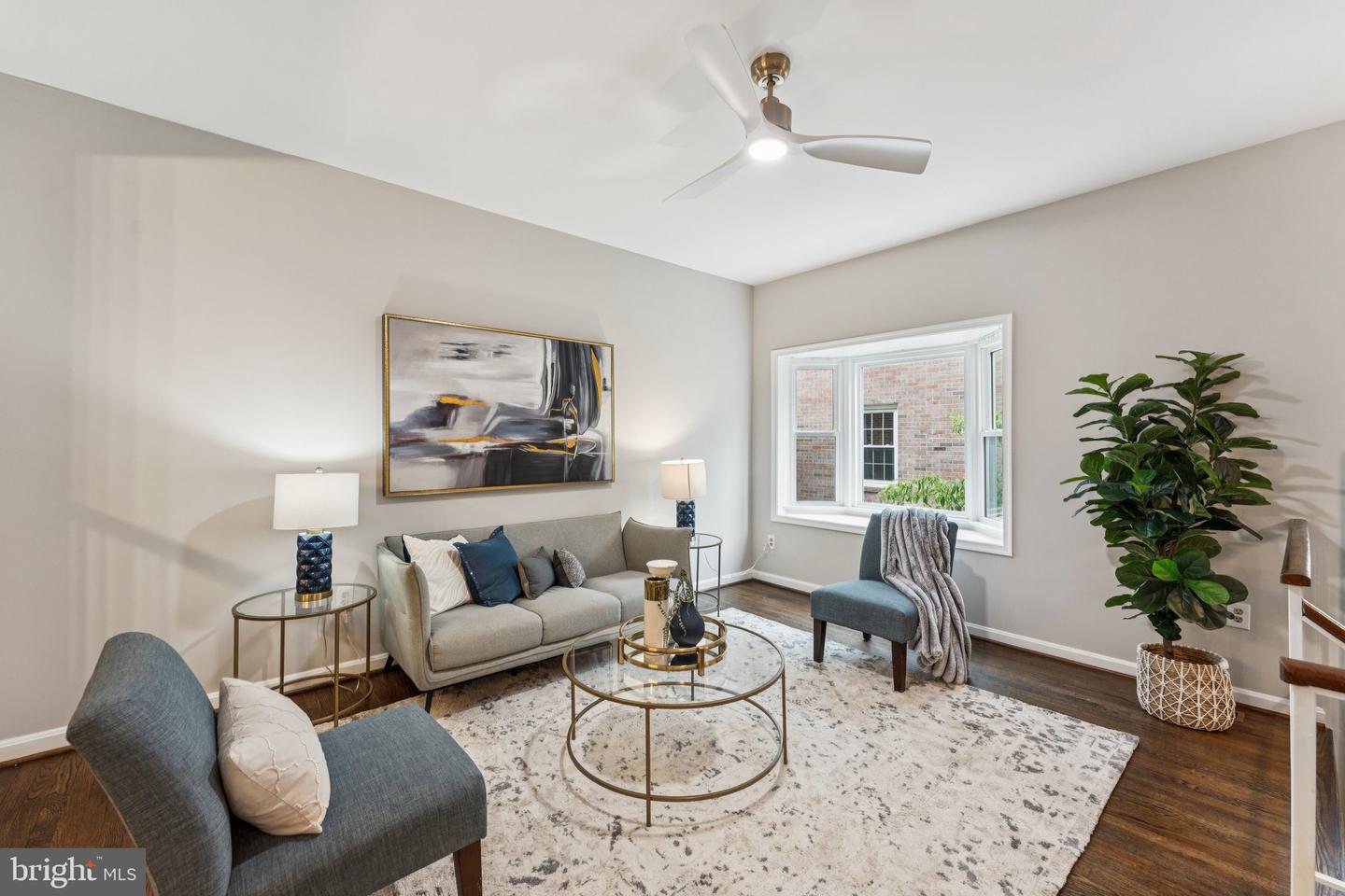 3836 BRIGHTON CT, ALEXANDRIA, Virginia 22305, 4 Bedrooms Bedrooms, ,2 BathroomsBathrooms,Residential,For sale,3836 BRIGHTON CT,VAAX2048382 MLS # VAAX2048382