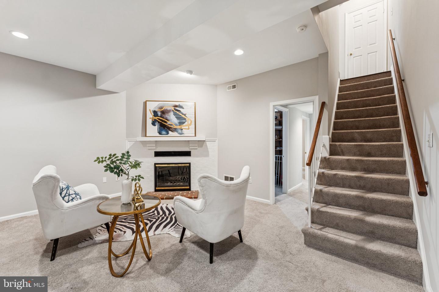 3836 BRIGHTON CT, ALEXANDRIA, Virginia 22305, 4 Bedrooms Bedrooms, ,2 BathroomsBathrooms,Residential,For sale,3836 BRIGHTON CT,VAAX2048382 MLS # VAAX2048382