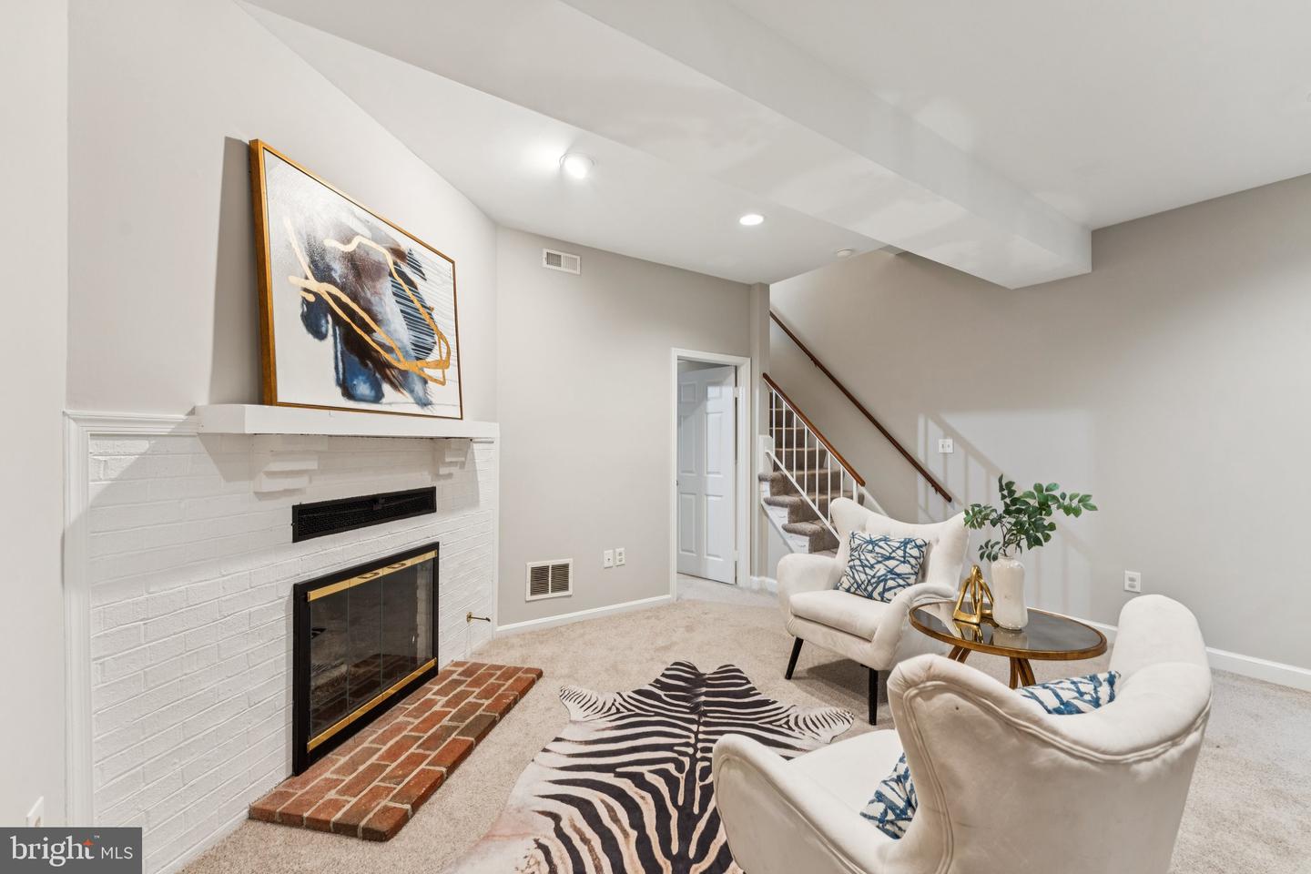 3836 BRIGHTON CT, ALEXANDRIA, Virginia 22305, 4 Bedrooms Bedrooms, ,2 BathroomsBathrooms,Residential,For sale,3836 BRIGHTON CT,VAAX2048382 MLS # VAAX2048382