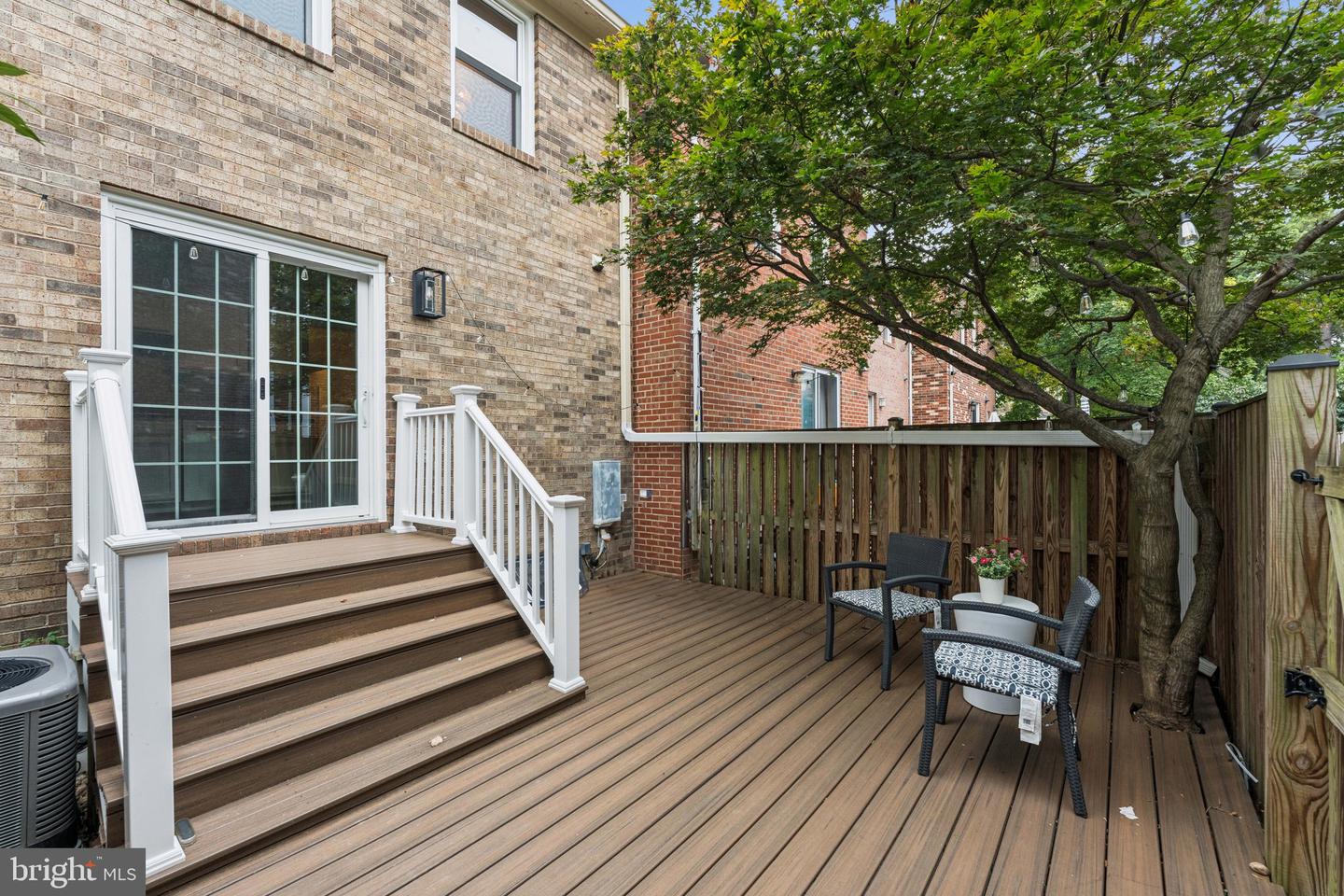 3836 BRIGHTON CT, ALEXANDRIA, Virginia 22305, 4 Bedrooms Bedrooms, ,2 BathroomsBathrooms,Residential,For sale,3836 BRIGHTON CT,VAAX2048382 MLS # VAAX2048382